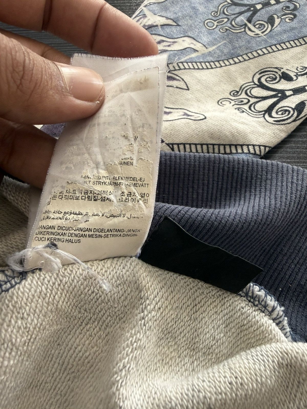 Dolce & Gabbana 🔥 D&G Majolica Sun Sweat Survival Distressed Celestial AOP Size L / US 10 / IT 46 - 15 Thumbnail