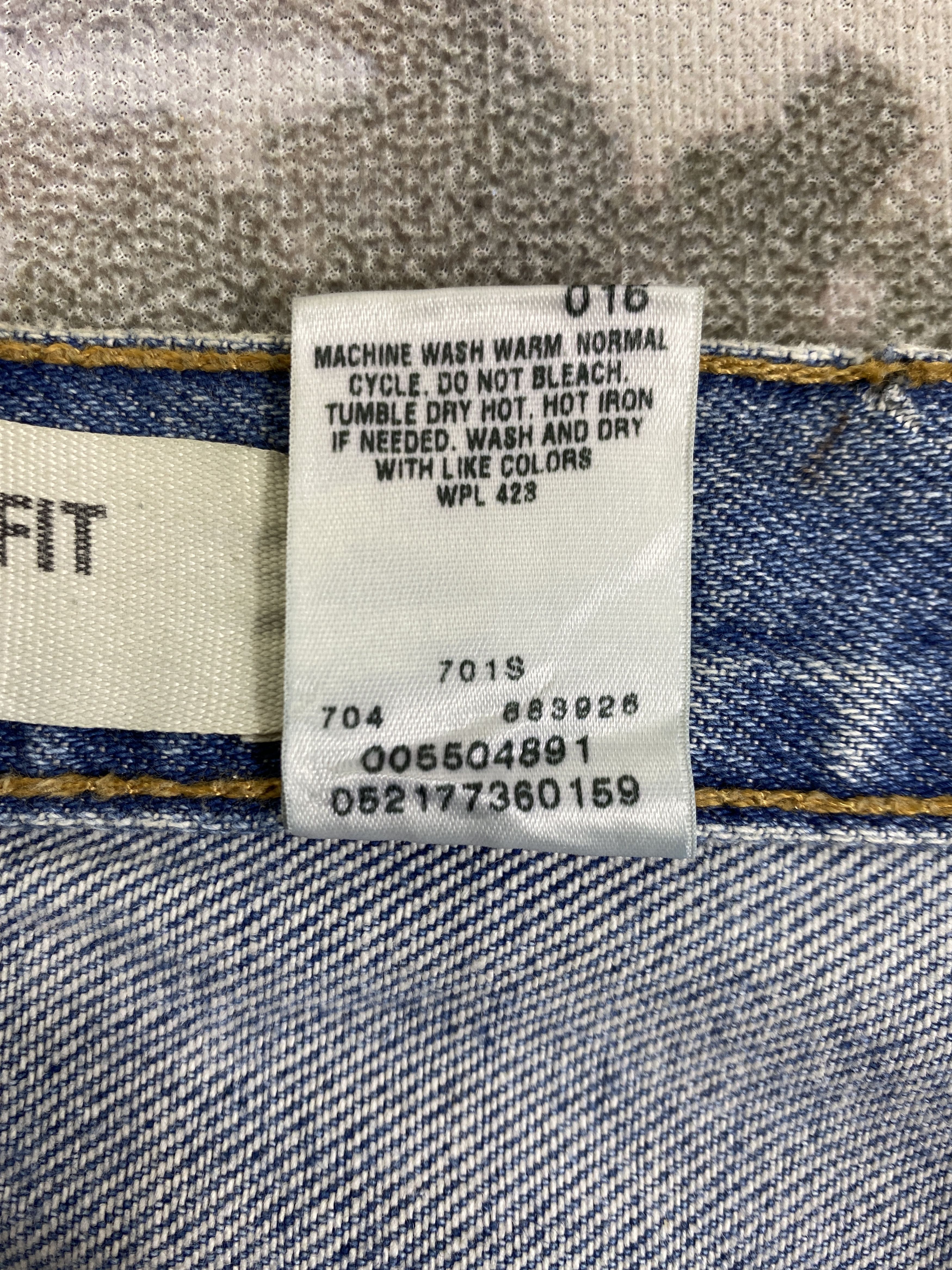 Japanese Brand Dirty Used Blue Vintage Levi's 550 41x31.5 Denim -JN1895 Size US 41 - 11 Thumbnail