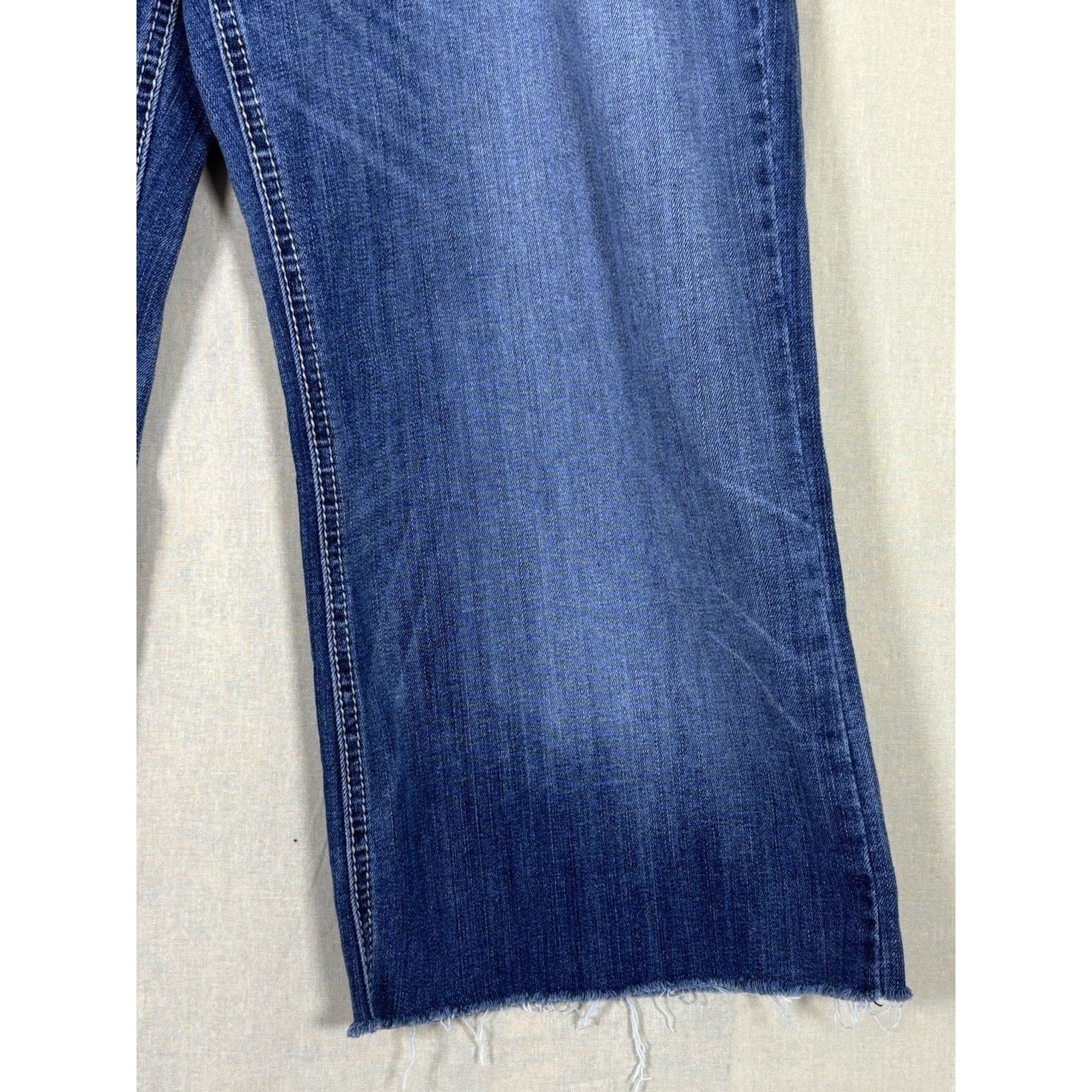 Ariat Women’s Ariat Denim Jeans Size 33R Blue Cropped Frayed Hem Size 33" - 17 Thumbnail