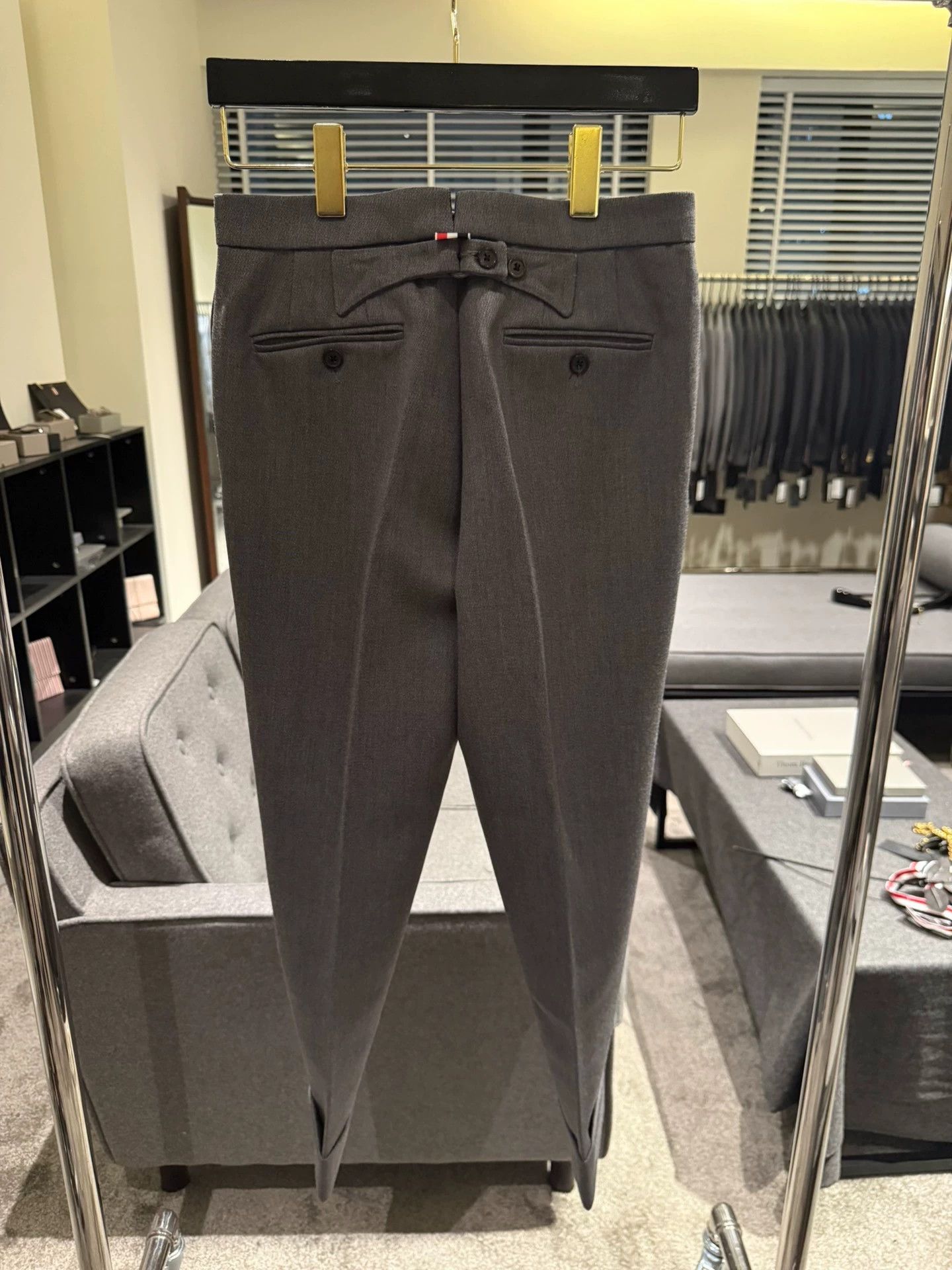 Thom Browne Thom Browne Women's Mid Gray High-Waist Wool Trousers Size 26" / US 2 / IT 38 - 2 Thumbnail