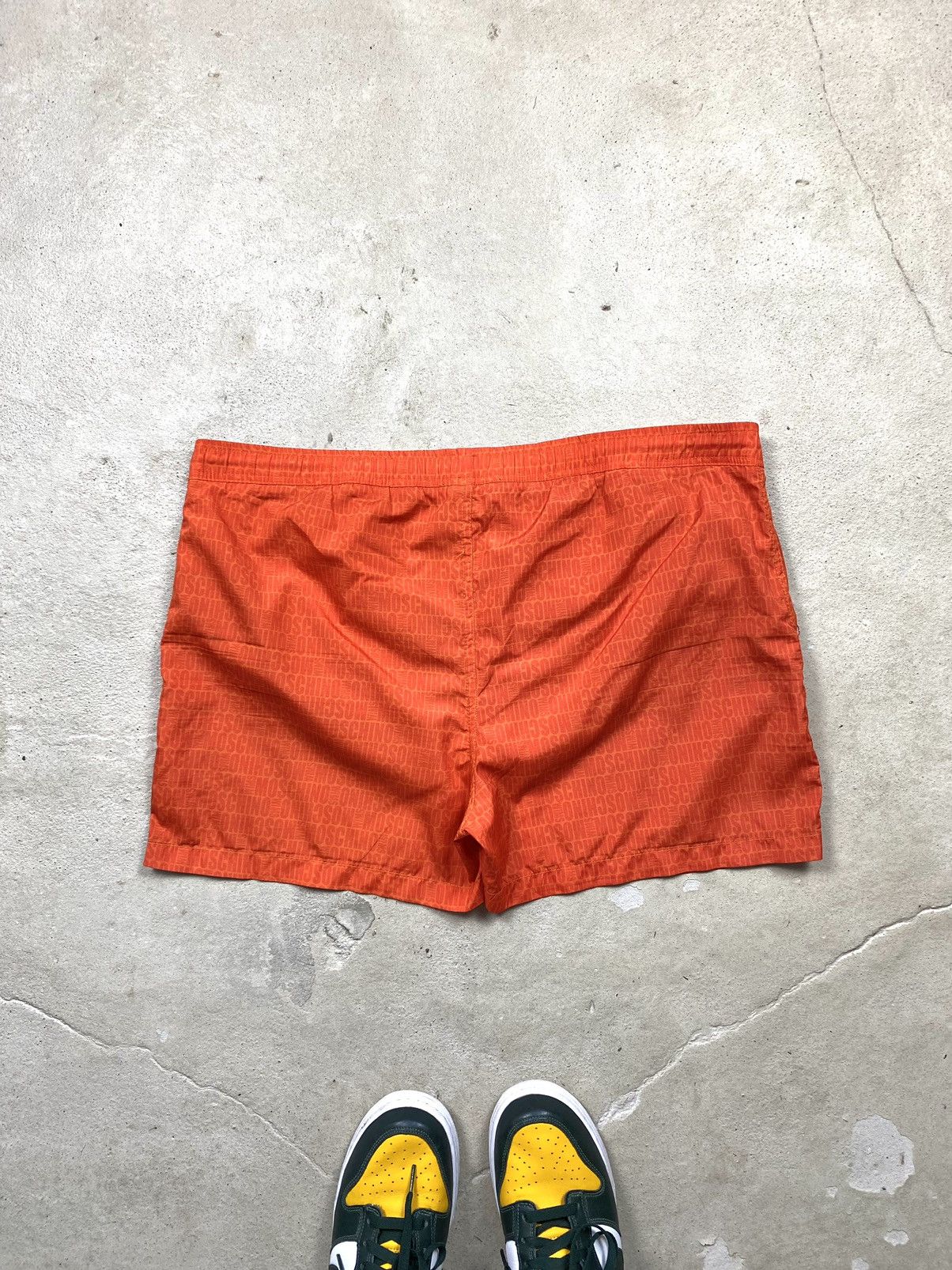 Moschino Vintage Moschino Monogram Shorts Luxury Hype Size US 38 / EU 54 - 8 Thumbnail