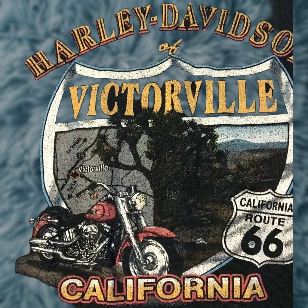 Harley Davidson VINTAGE Harley-Davidson Got Mine At Victorville Shirt XX L Black Men's T-Shirt 2XL USA California Harley-Davidson Graphic Tee 90s Biker USA Flag Retro Size US XXL / EU 58 / 5 - 1 Thumbnail