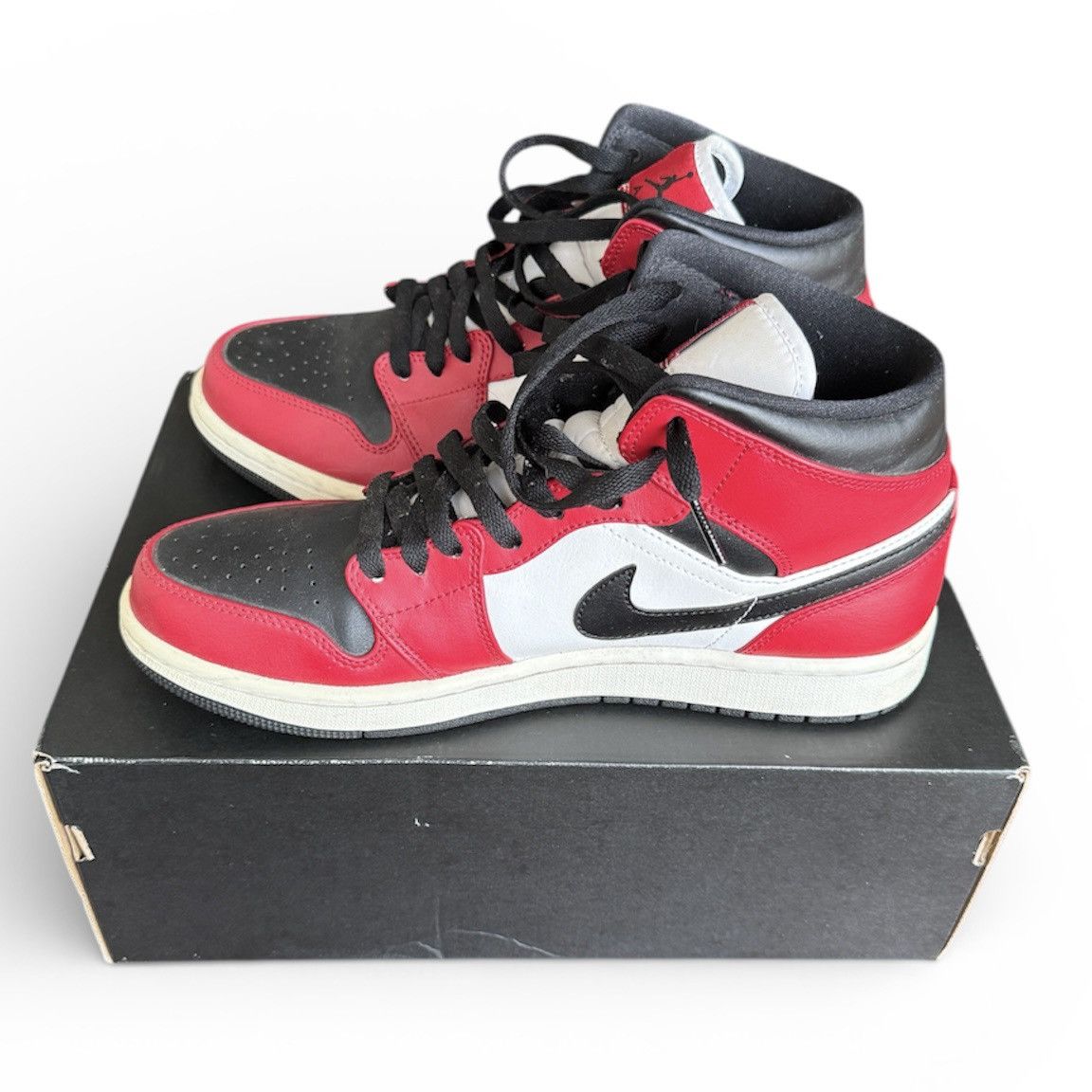 Jordan Brand Jordan 1 Mid Size US 9.5 / EU 42-43 - 7 Thumbnail