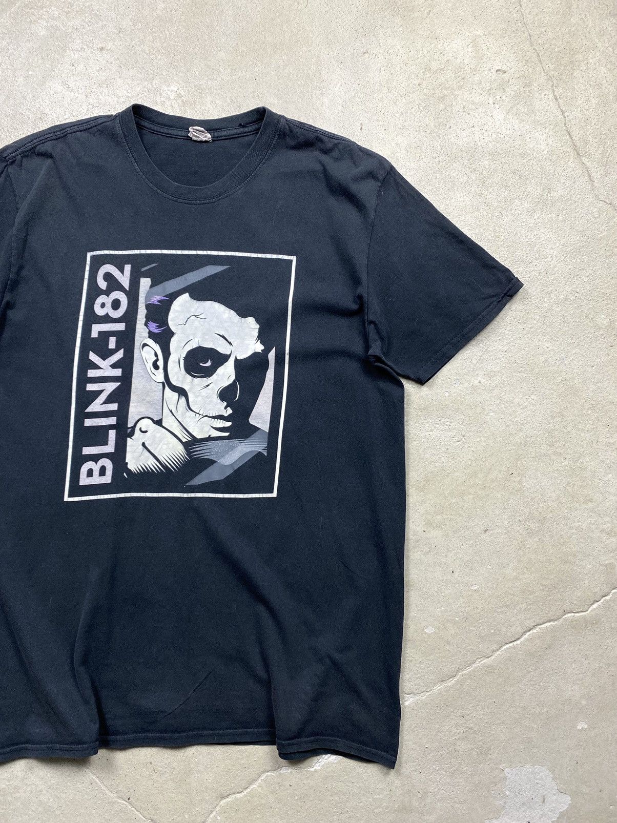 Band Tees Phosphorus Glowing Blink-182 2017 Tour T Shirt (Green Day) Size US XL / EU 56 / 4 - 6 Thumbnail