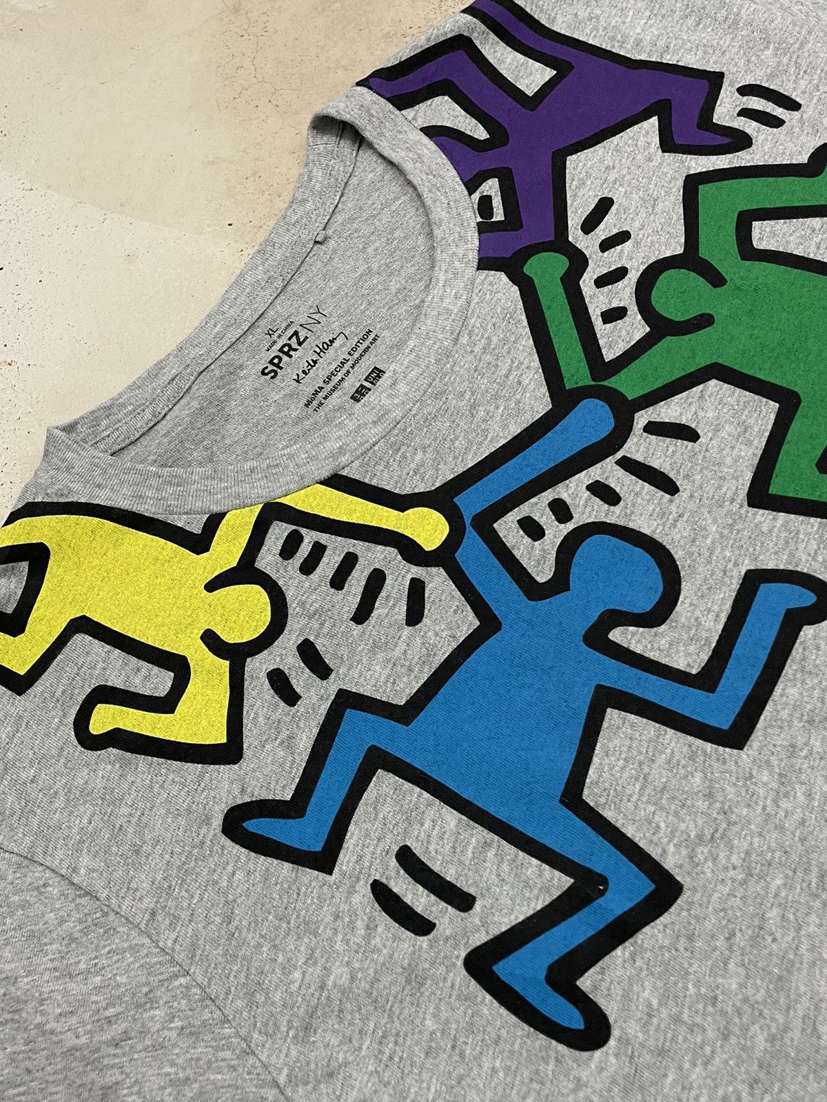 Keith Haring × Uniqlo Uniqlo Keith Haring MoMa Special Edition Museum Art Size US XL / EU 56 / 4 - 8 Thumbnail