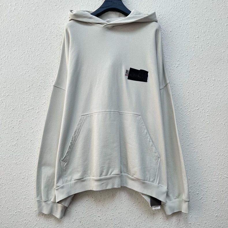 Balenciaga Balenciaga Make old duct tape coke waves white hoodie Size US L / EU 52-54 / 3 - 1 Thumbnail