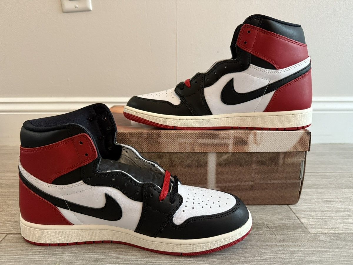 Jordan Brand Jordan 1 Retro High OG Black Toe Reimagined Red White Sz 12 Size US 12 / EU 45 - 2 Thumbnail