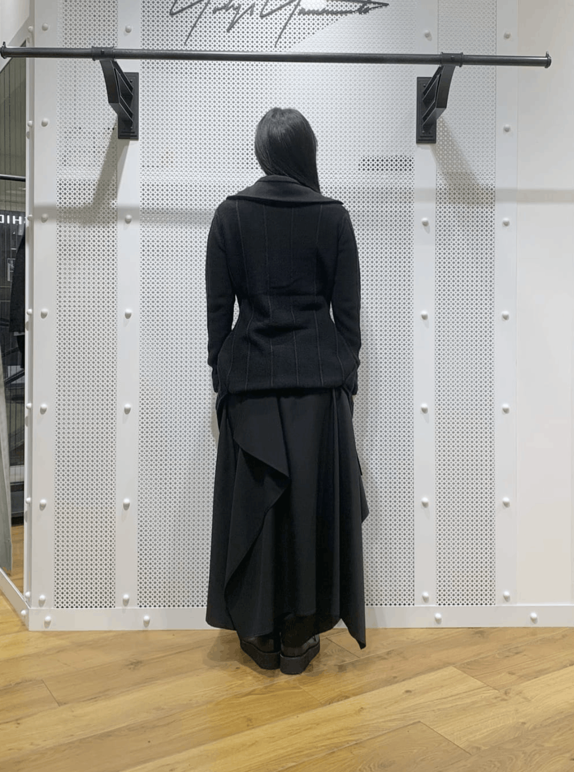 Yohji Yamamoto Yohji Yamamoto Femme - WOOL BACKSIDE WRAP S PANTS Size 40" / US 18 - 7 Thumbnail