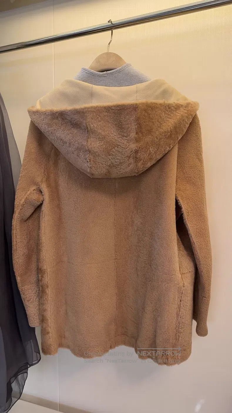 Brunello Cucinelli Brunello Cucinelli Beaded Double-Faced Ram Leather Fur Coa Size S / US 4 / IT 40 - 6 Thumbnail
