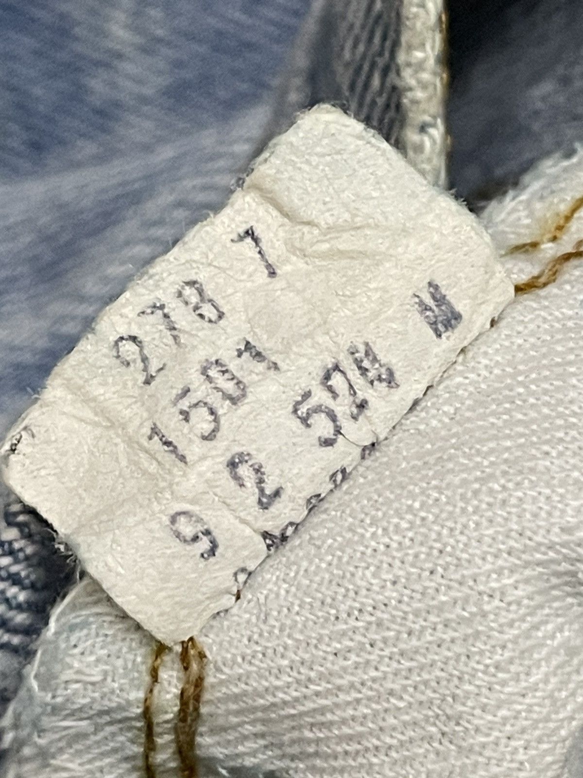 Levi's Vintage Clothing Vintage 1990s Designer Levis 501 Distressed Selvedge Denim Size US 32 / EU 48 - 21 Thumbnail