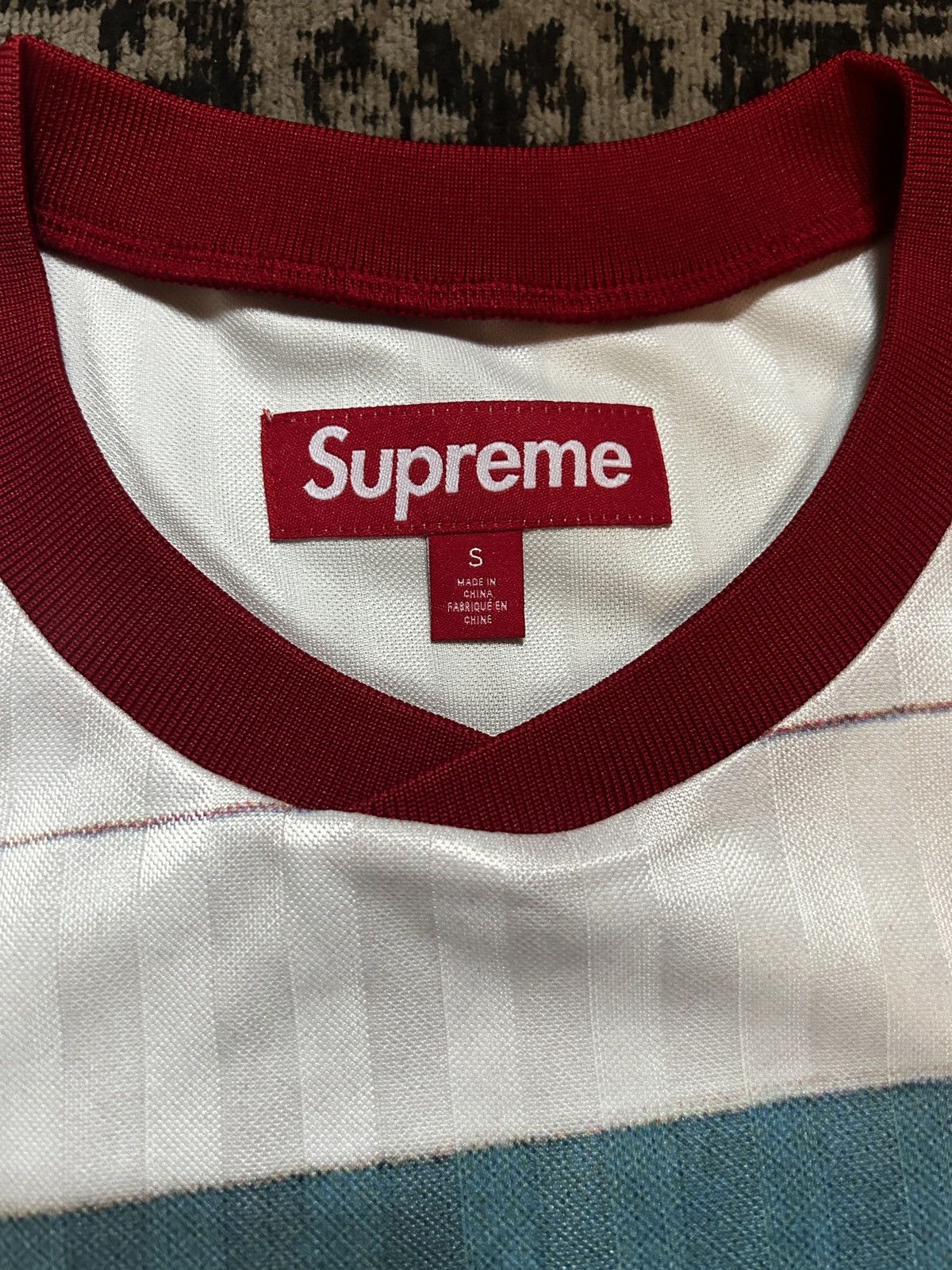 Damien Hirst × Supreme Supreme Damien Hirst Shark Jersey SS25 Size US S / EU 44-46 / 1 - 6 Thumbnail