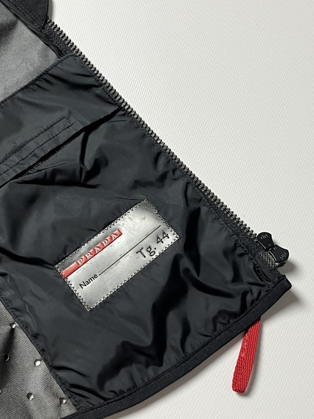 Prada Prada Luna Rossa hooded utility vest black vintage Size S / US 4 / IT 40 - 11 Thumbnail