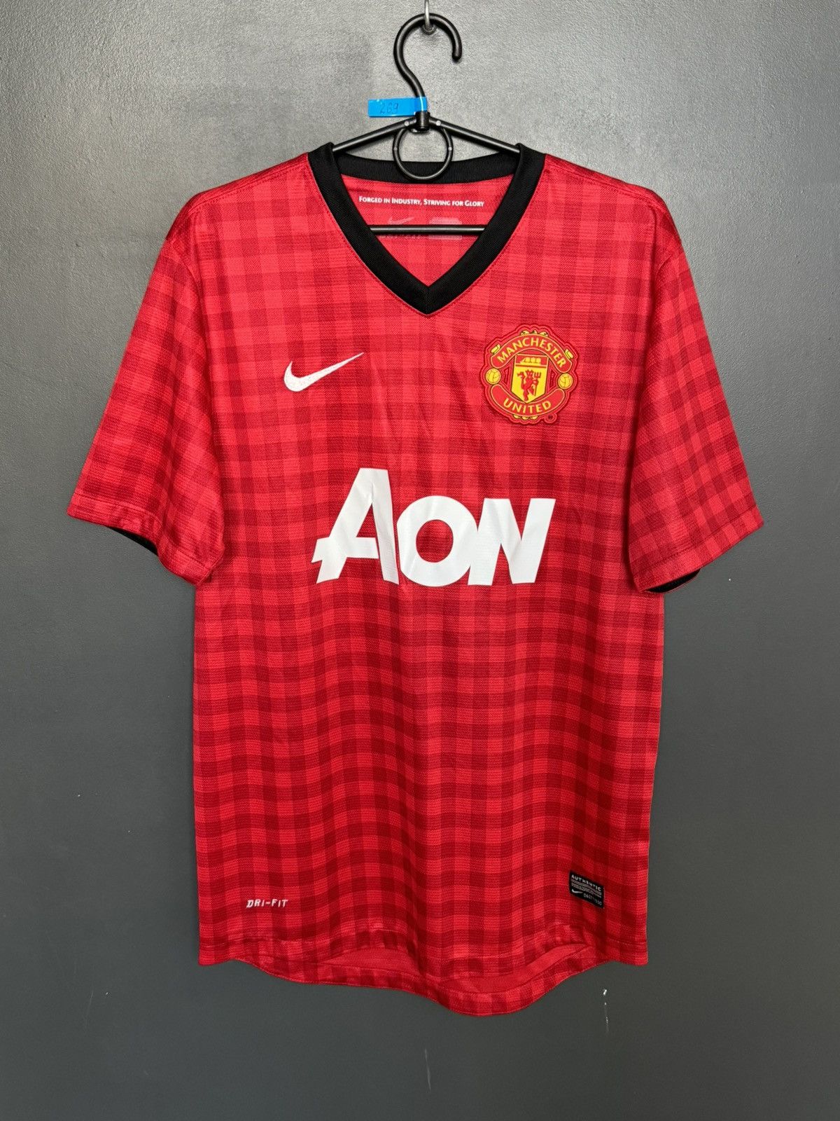 Nike Manchester United 12/13 Robin van Persie Football Jersey Size US S / EU 44-46 / 1 - 2 Thumbnail
