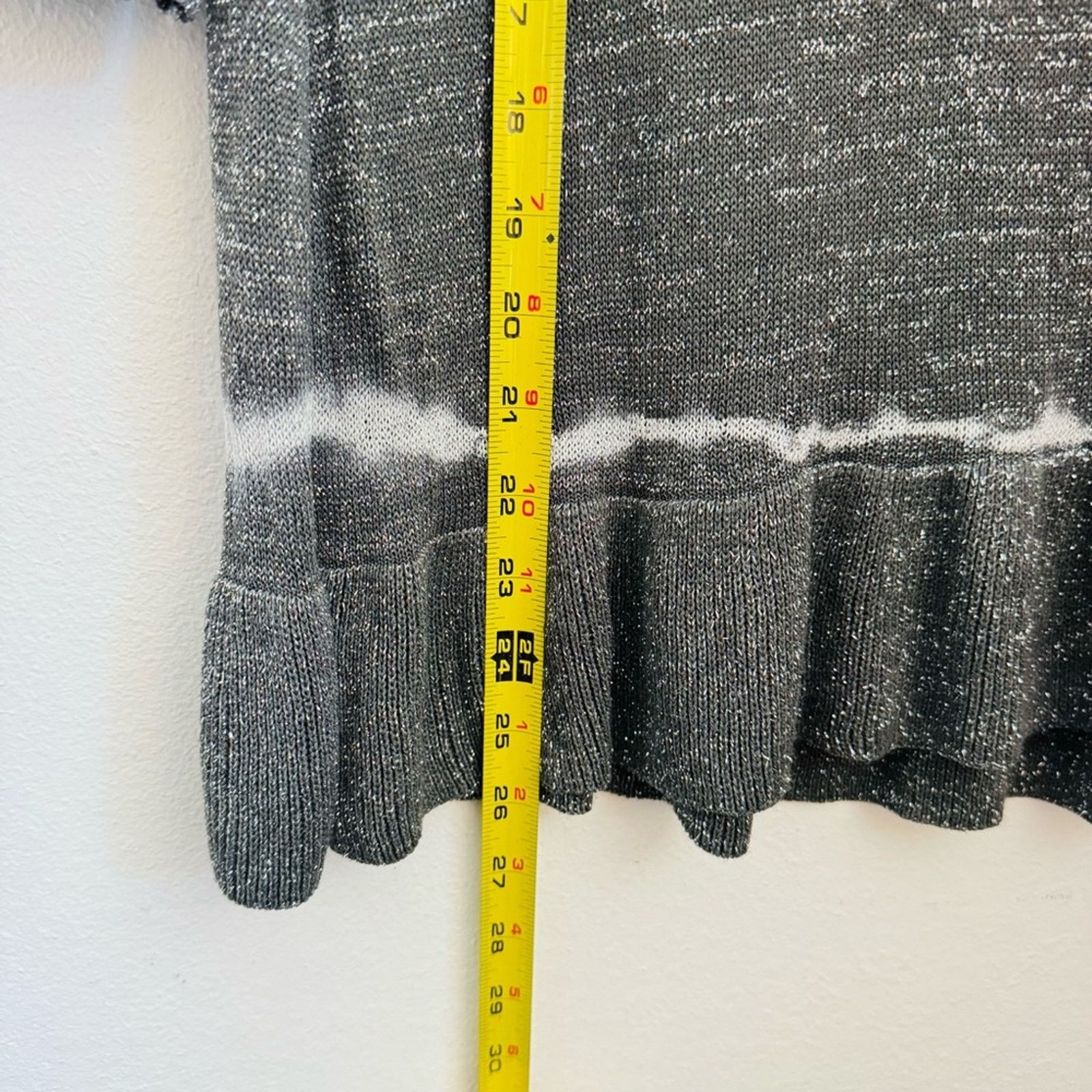 Vintage VINTAGE Metallic Silver Grey Ruffle Sweater White Stripe M Size M / US 6-8 / IT 42-44 - 9 Thumbnail