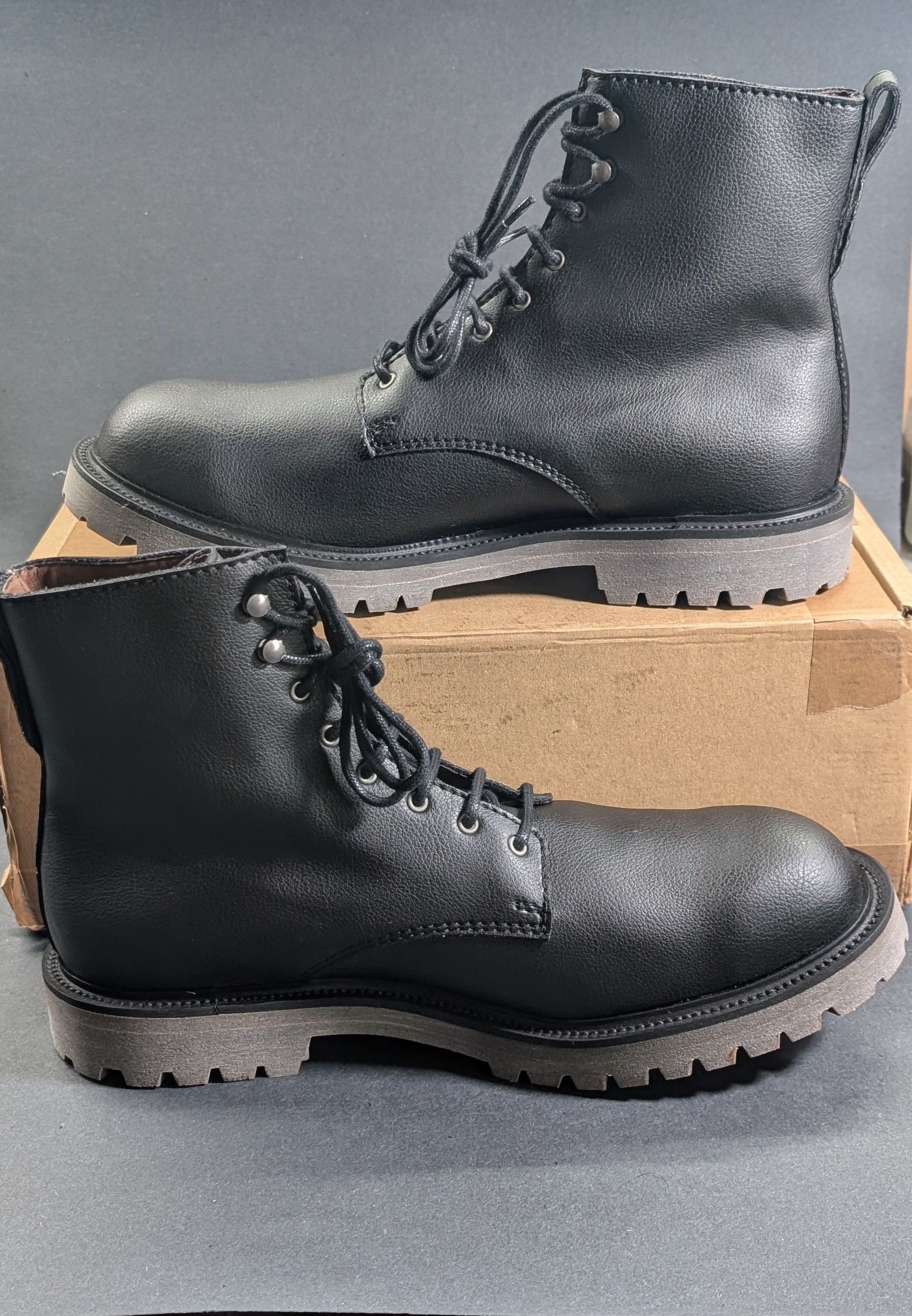 Ground Cover 8-eye Boot Cactus Leather Size US 13 / EU 46 - 4 Thumbnail