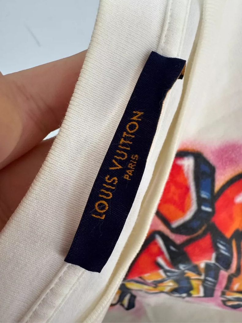 Louis Vuitton Louis Vuitton White Colorful Graffiti Short Sleeves Size US XL / EU 56 / 4 - 3 Thumbnail