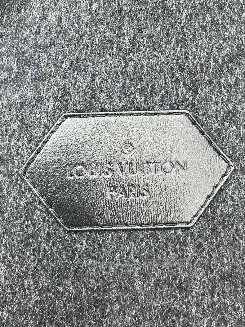 Louis Vuitton Louis Vuitton Old Flower Bathrobe coat Size 4XL / US 24-26 - 4 Thumbnail