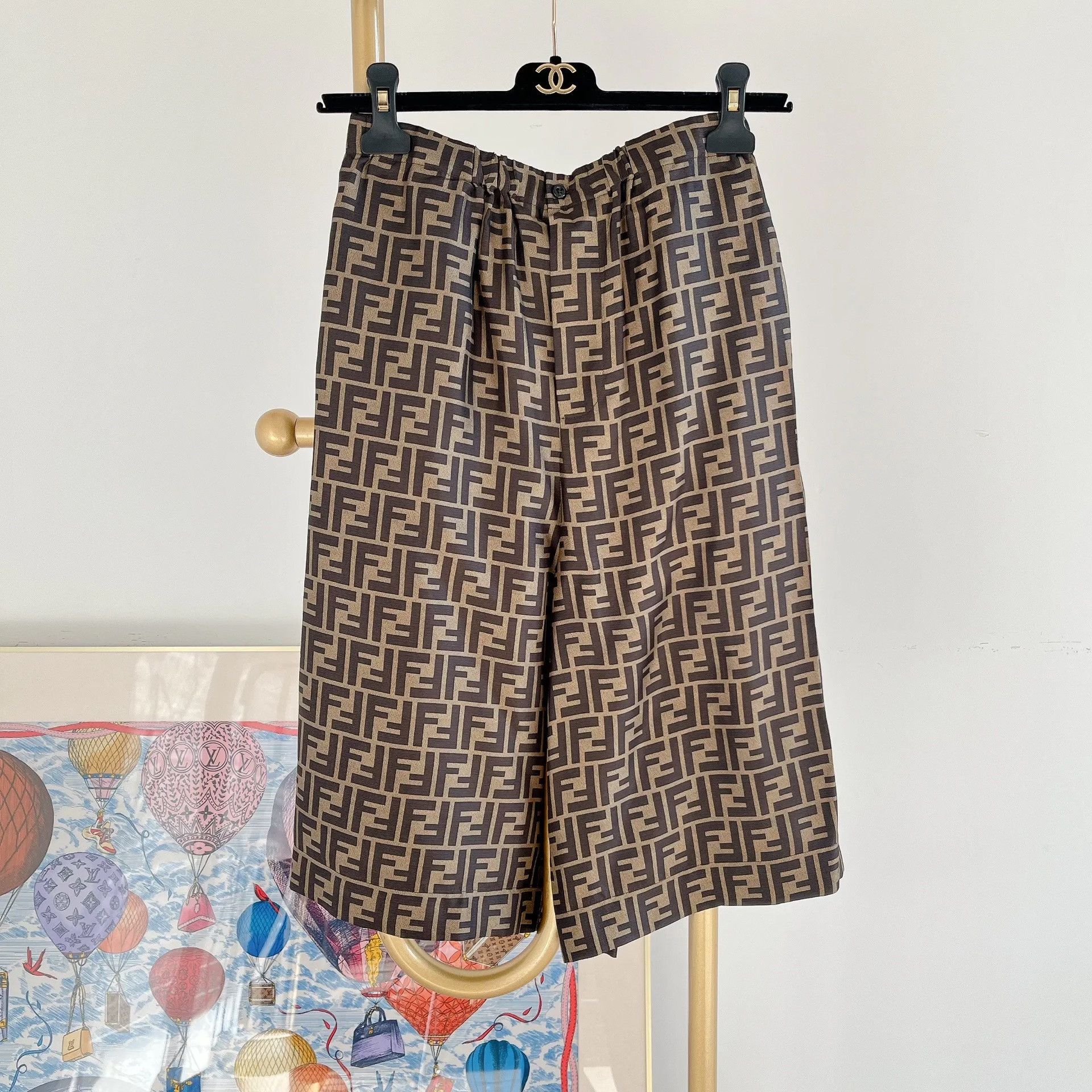 Fendi Fendi Monogram Silk Shorts Size 38" / US 16 / IT 52 - 1 Thumbnail