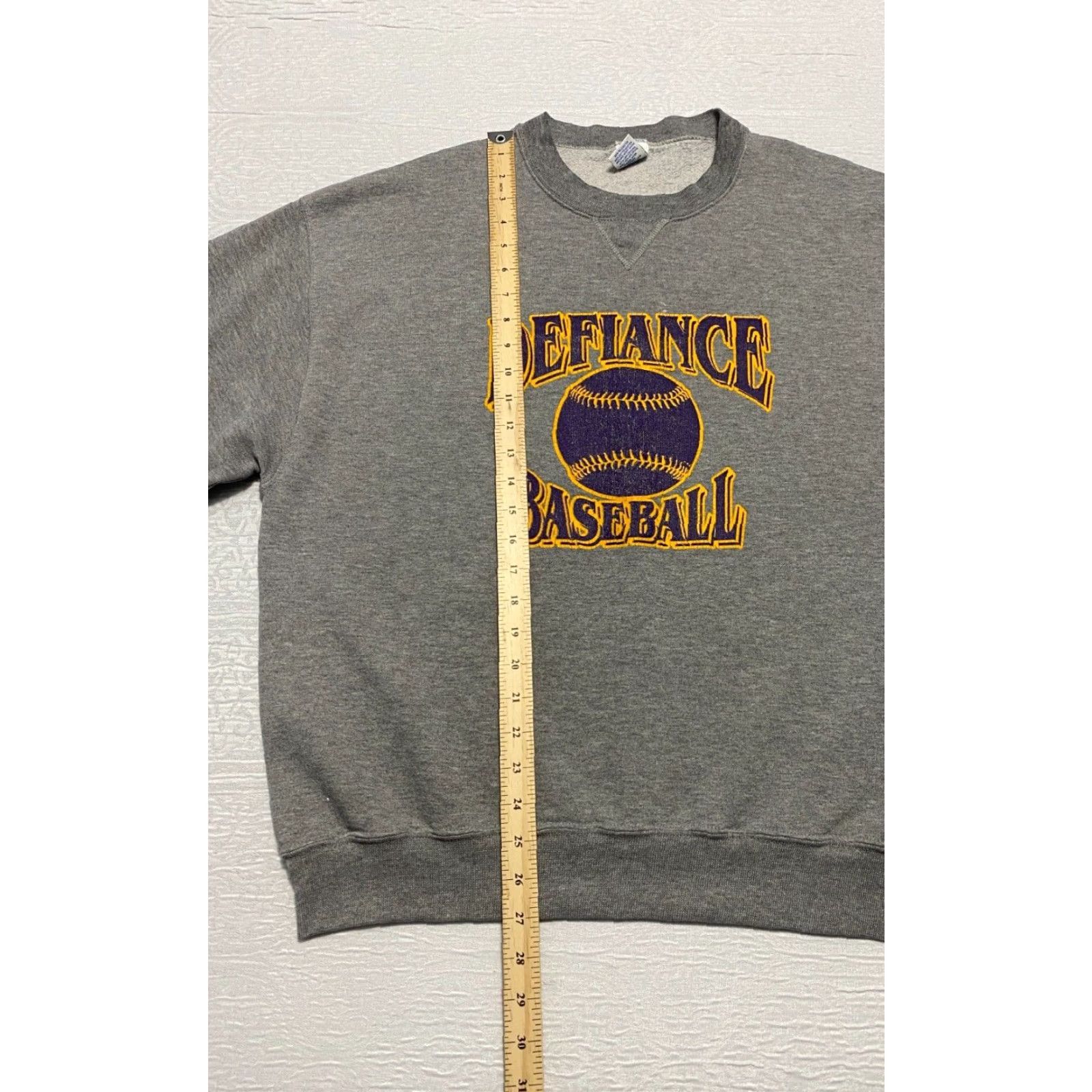 Russell Athletic VINTAGE Russell Athletic Crewneck Sweatshirt Mens XL Gray Logo 90s College University USA American Football Baseball Theme Pullover Casual Athletic Size US XL / EU 56 / 4 - 7 Thumbnail