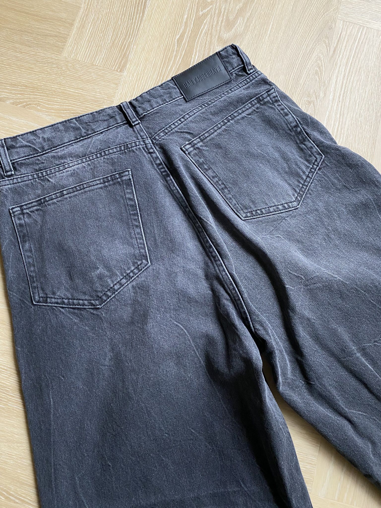 Han Kjobenhavn NWT - Baggy Denim - Black Vein Size US 33 - 18 Thumbnail
