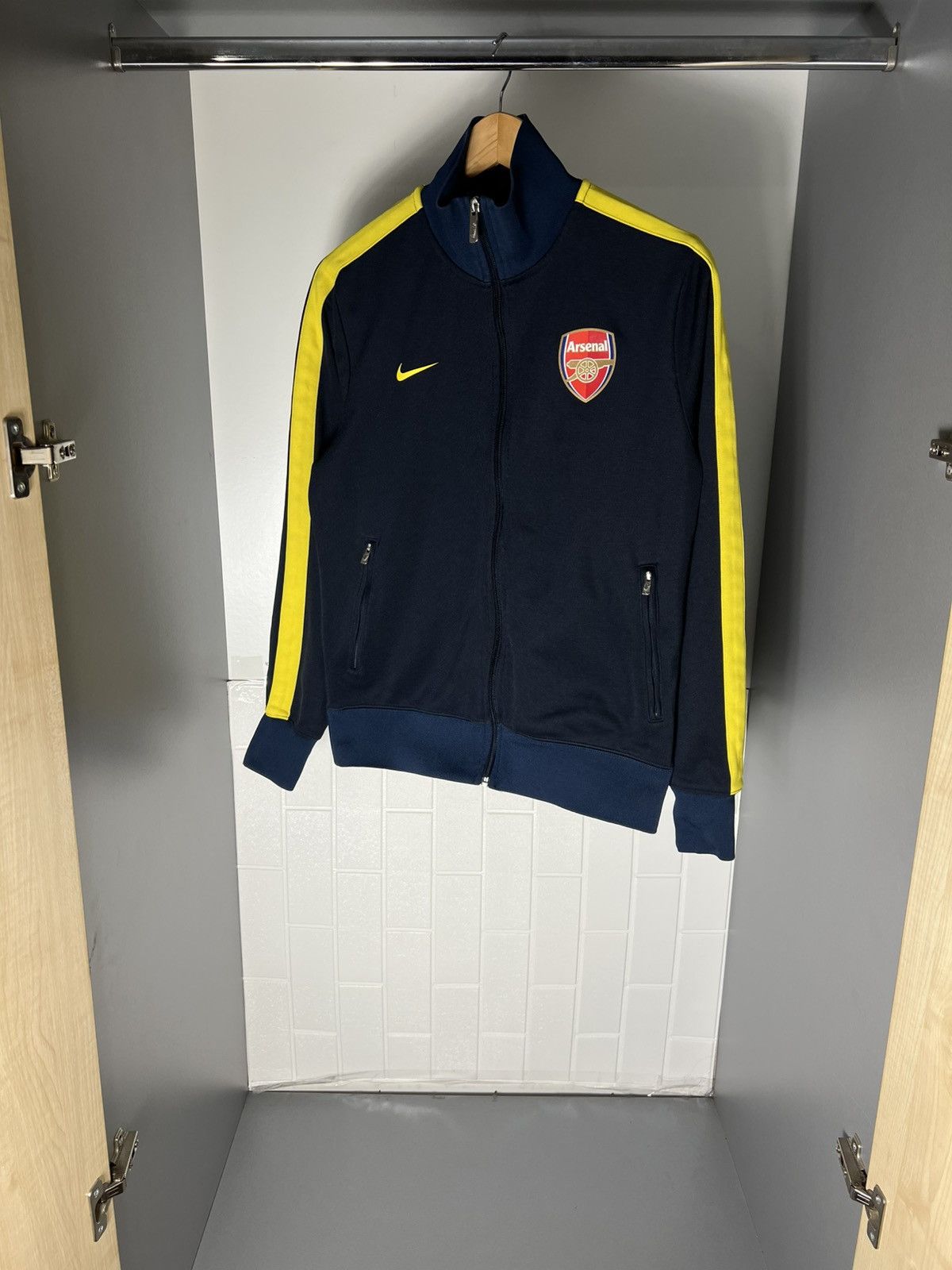 Nike VINTAGE NIKE FC ARSENAL LONDON ENGLAND SOCCER JERSEY Y2K 90s Size US M / EU 48-50 / 2 - 5 Thumbnail