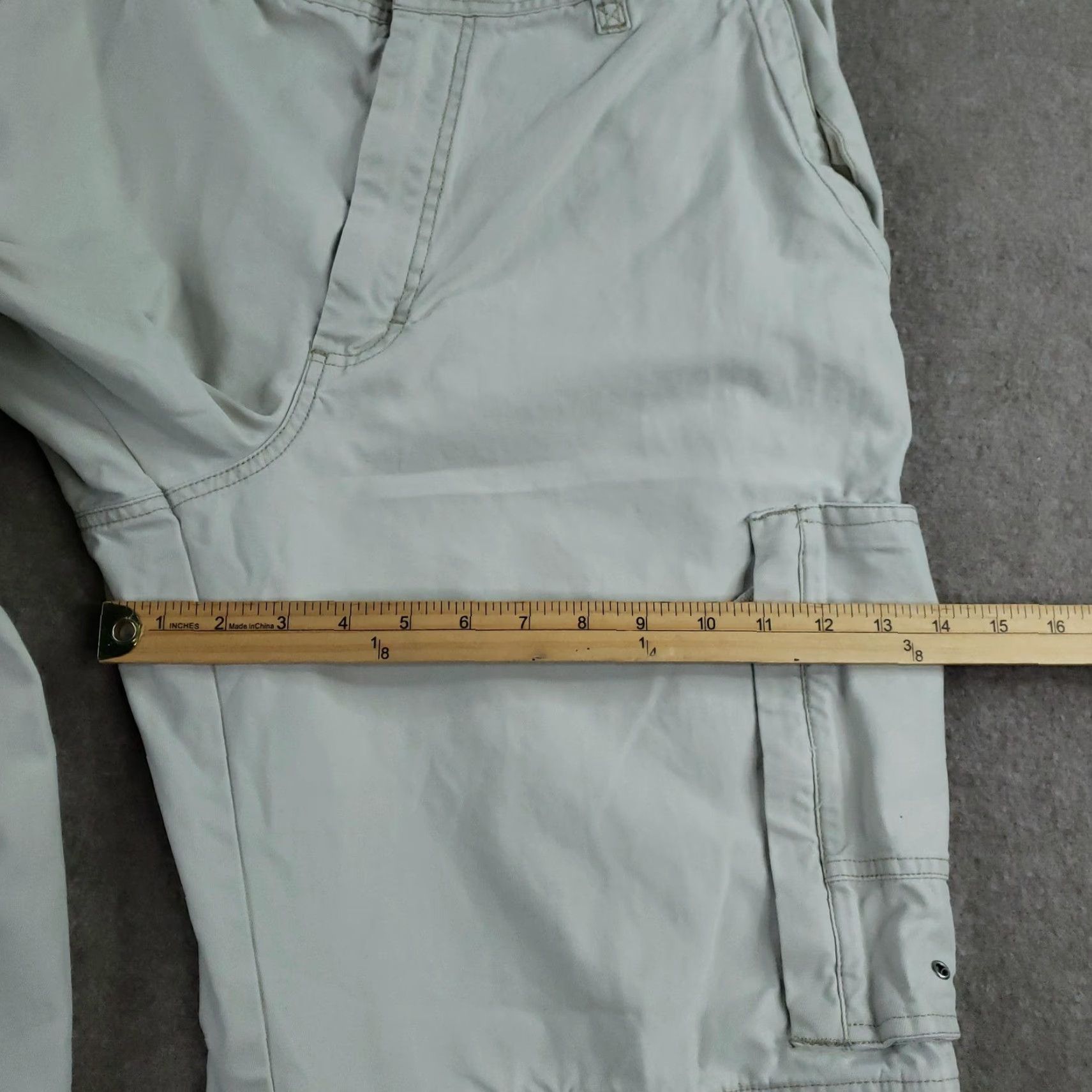 Old Navy VINTAGE Old Navy Pants Cargo 36x34 Mens Regular Gray Convertible 00's Zipper Pockets Slim Straight Mens Size US 36 / EU 52 - 6 Thumbnail