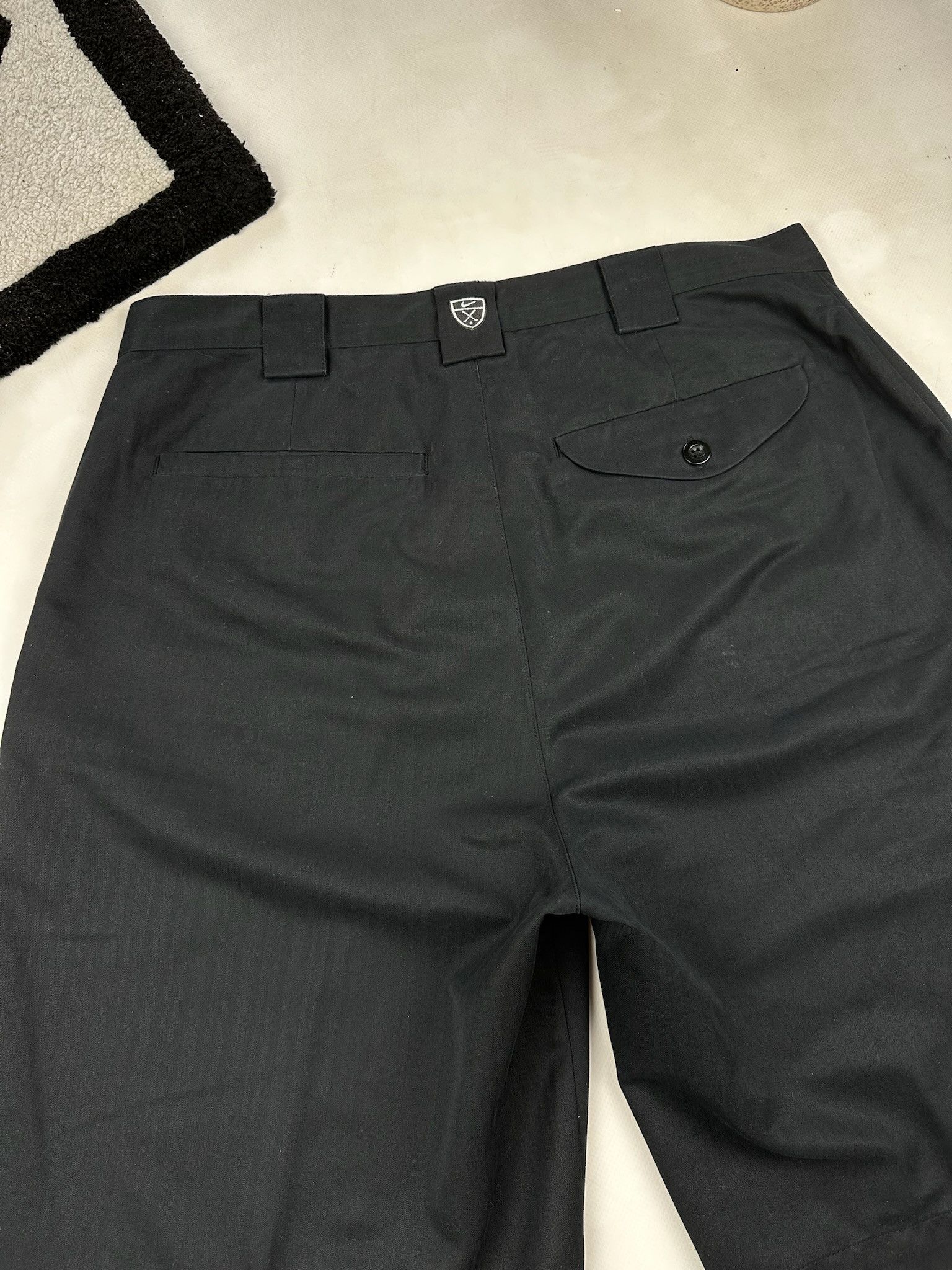 Nike × Vintage Vintage Nike Golf Shorts Jorts baggy oldmoney y2k opium Size US 32 / EU 48 - 6 Thumbnail