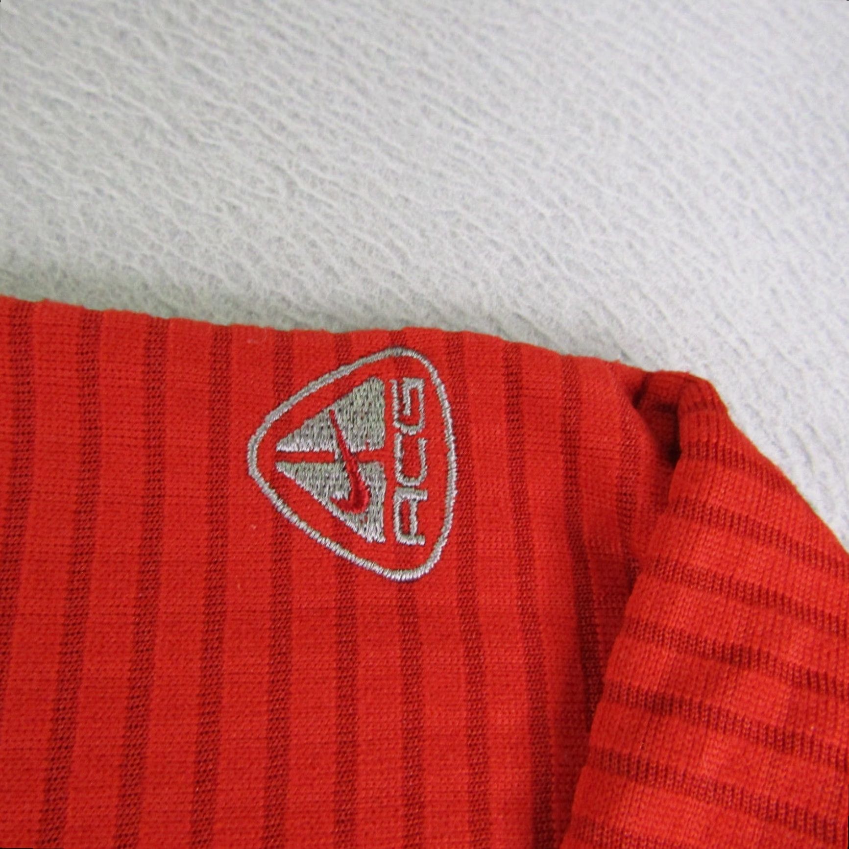 Nike VINTAGE Nike ACG Sweater Womens L Red Gray Sphere Half Zip Pullover Oregon Series Size L / US 10 / IT 46 - 4 Thumbnail