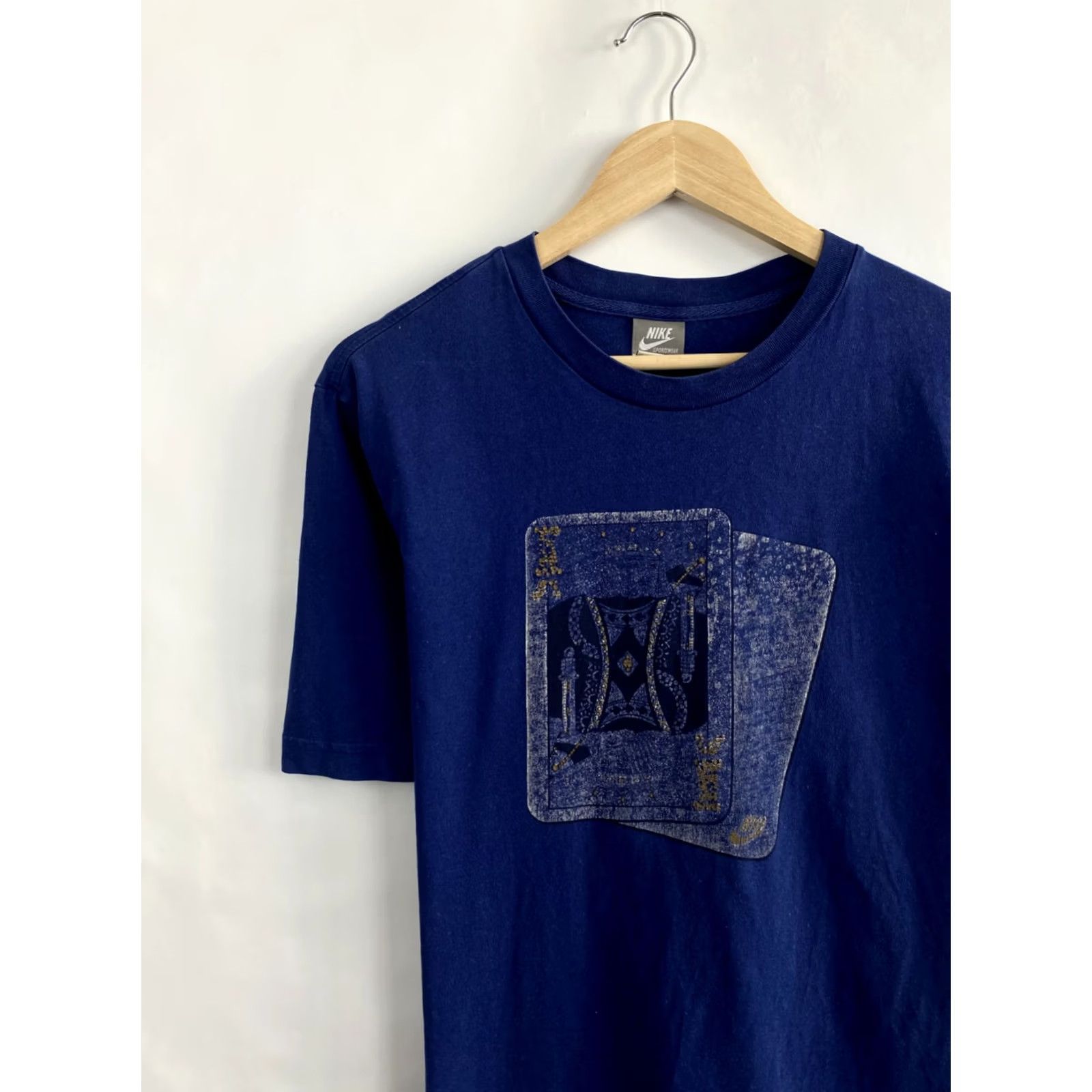 Nike VINTAGE Nike Cards King retro T-Shirt L Blue Mens 90s Size US L / EU 52-54 / 3 - 3 Thumbnail