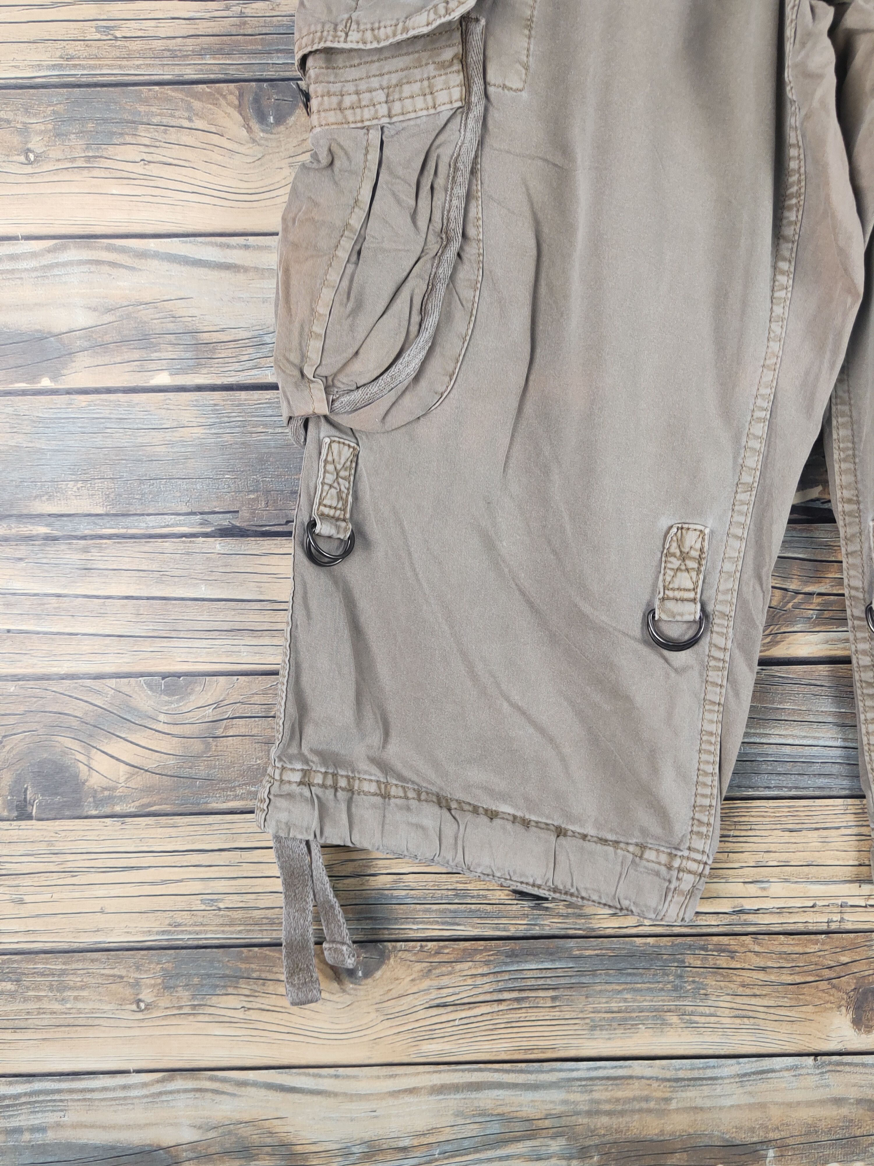 Japanese Brand DL Uniqlo Beige Multipocket Short Pants #1522 Size US 32 / EU 48 - 4 Thumbnail