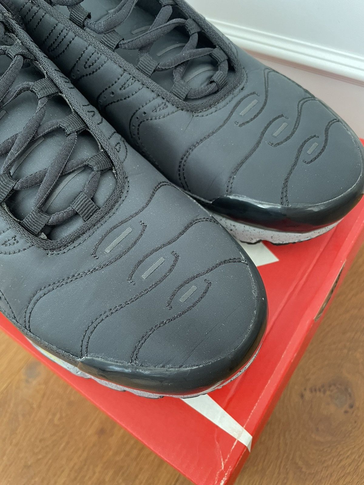 Nike Nike Air Max Plus PRM black/volt Size US 11.5 / EU 44-45 - 3 Thumbnail