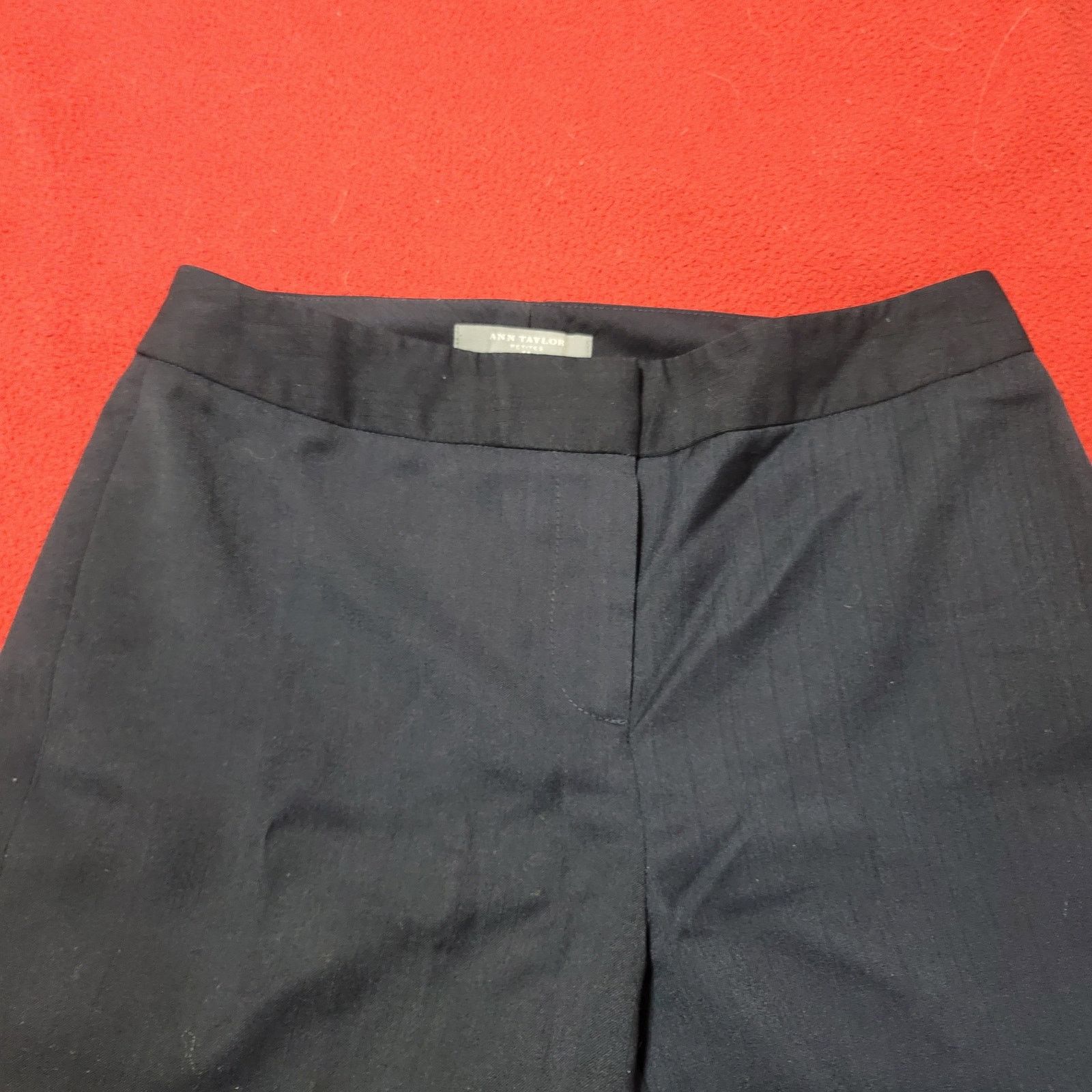Ann Taylor Ann Taylor Navy Blue Pinstripe Flat Front Dress Pants OP Size 25" / US 0 / IT 36 - 1 Thumbnail