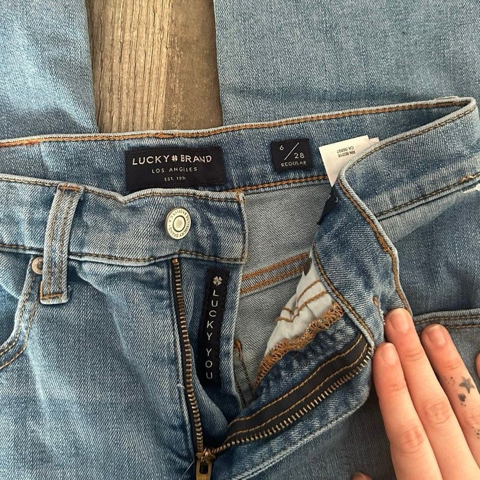 Lucky Brand lucky brand light blue jeans Size 28" / US 6 / IT 42 - 2 Thumbnail