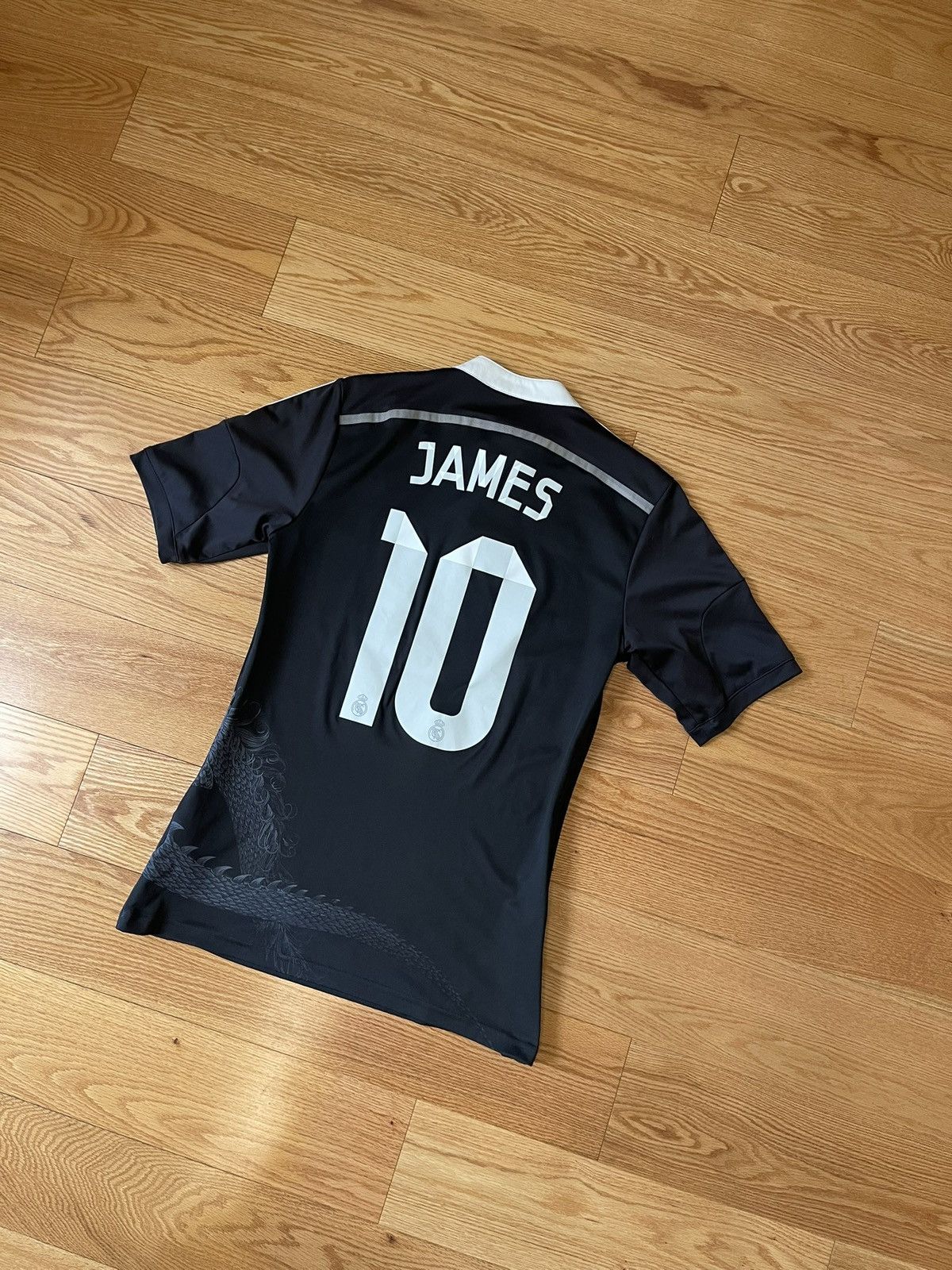 Adidas Adidas Real Madrid JAMES RODRIGUEZ🇨🇴 2014/15 Third jersey Size US S / EU 44-46 / 1 - 1 Thumbnail