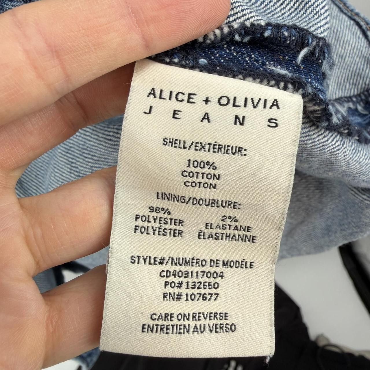 Alice + Olivia Alice + Olivia Jeans denim snap dress Size 2 Size XS / US 0-2 / IT 36-38 - 4 Thumbnail