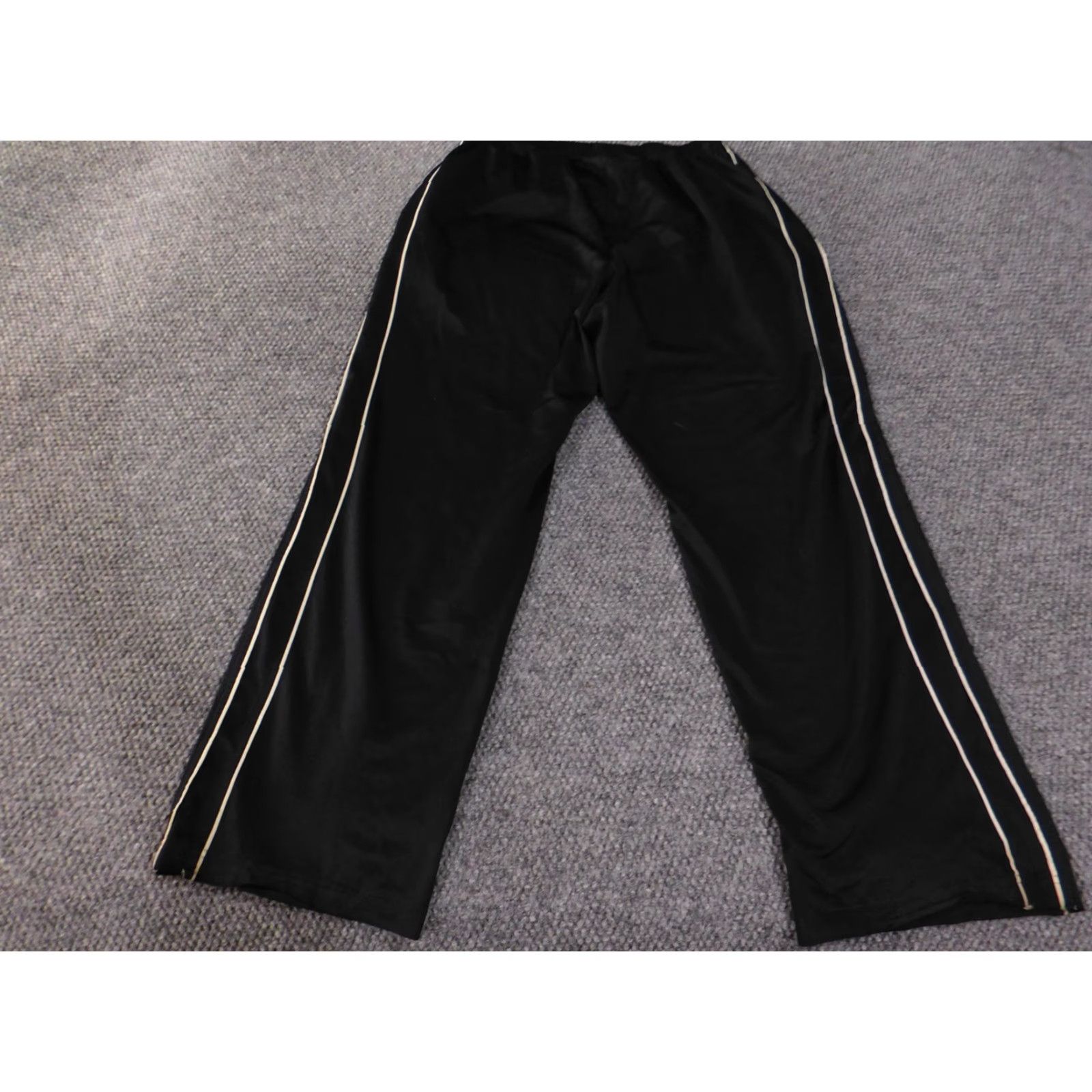 Adidas Adidas Pants Mens Large Black Athletic Track Windbreaker Piping White Stripe Sports Activewear 90s? Size US 33 - 7 Thumbnail
