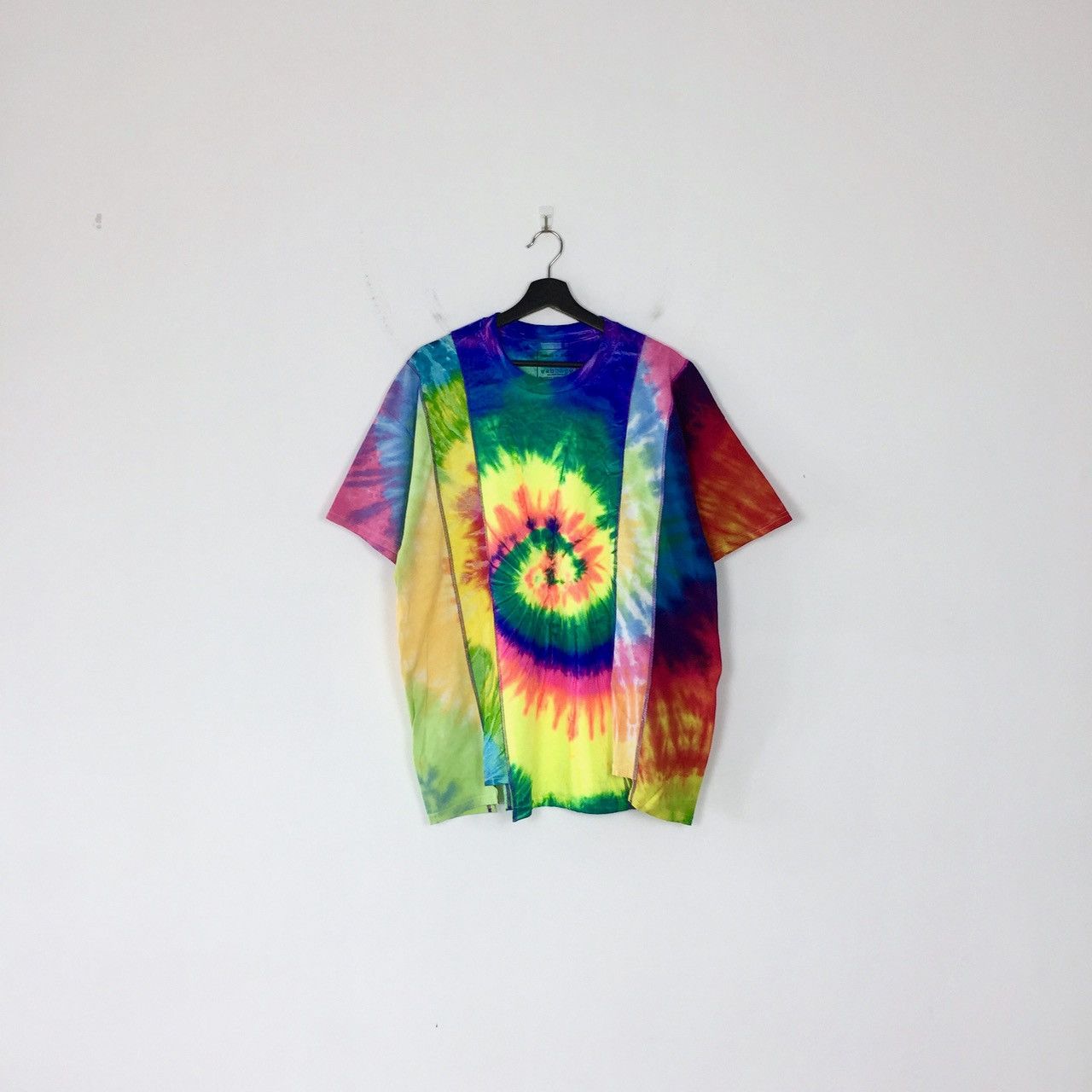Needles REBUILD BY NEEDLES 5 CUTS TIE DYE T SHIRT Size US XL / EU 56 / 4 - 1 Thumbnail