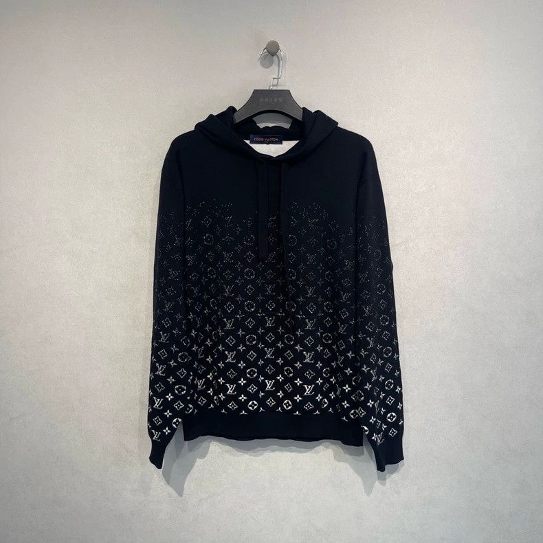 Louis Vuitton Louis Vuitton Gradient Logo Hoodie Size US XL / EU 56 / 4 - 1 Thumbnail