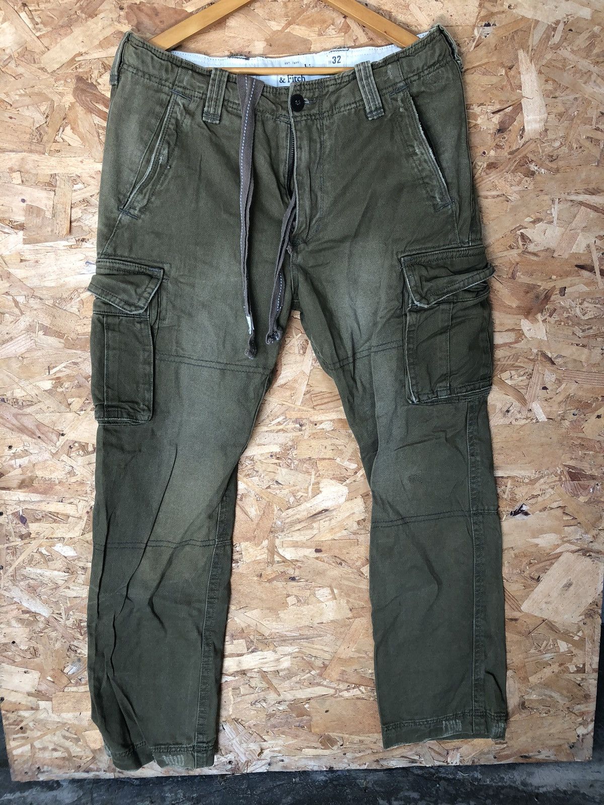 Abercrombie & Fitch Abercrombie & Fitch Size US 32 / EU 48 - 1 Thumbnail
