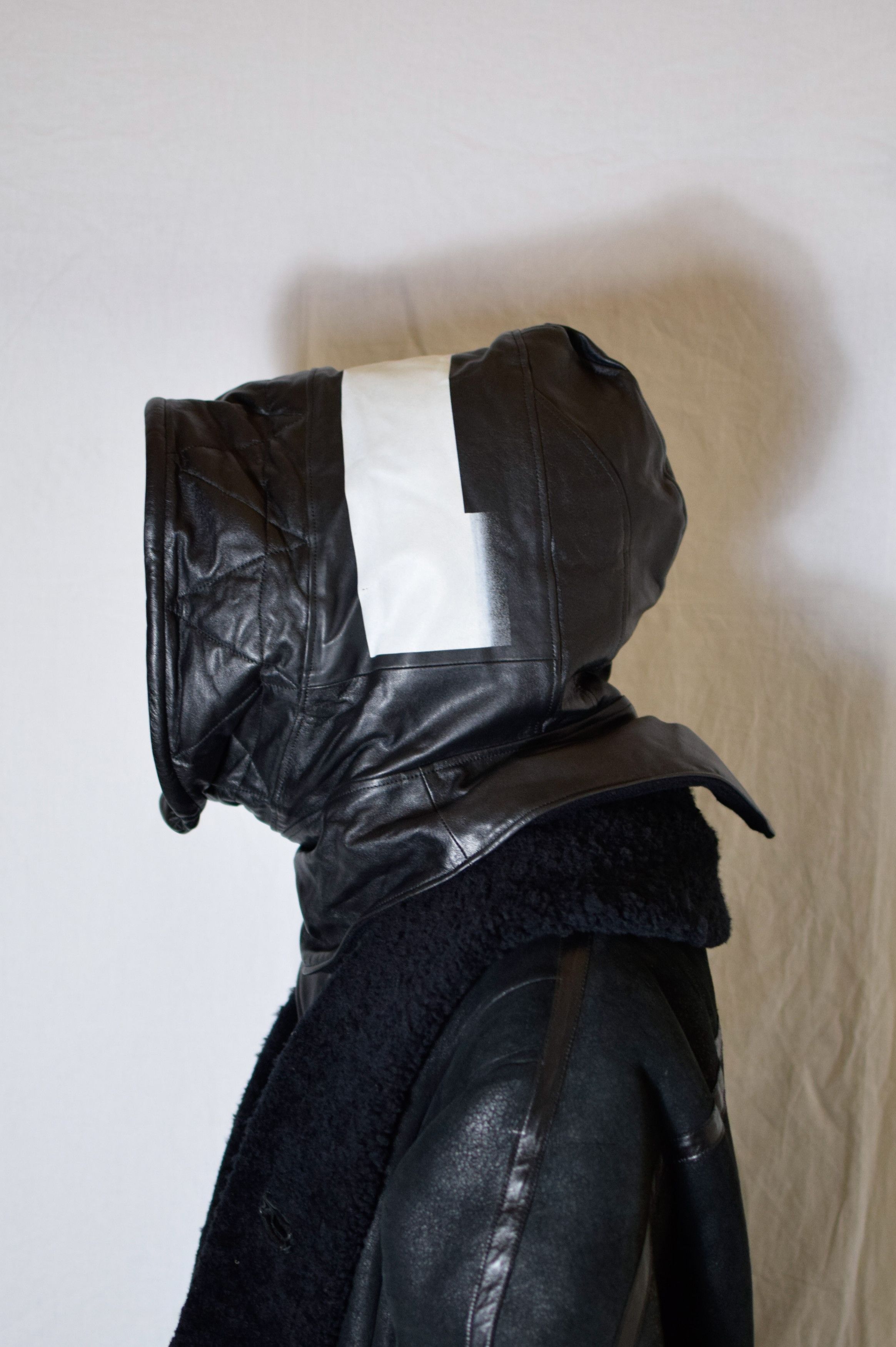 Julius Nilos AW16 Sheep Leather Hood - 560STU2-P Size ONE SIZE - 6 Thumbnail