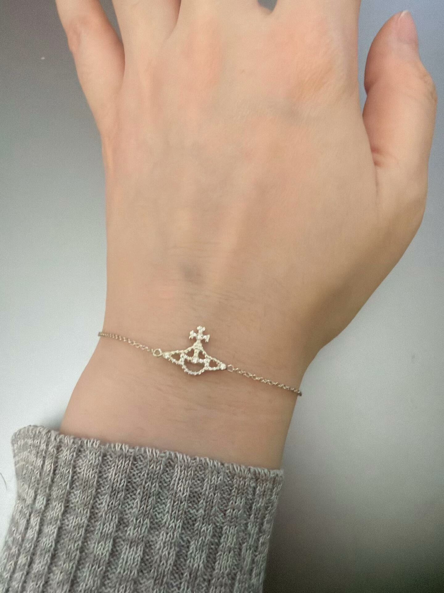 Vivienne Westwood Vivienne Westwood Saturn Silver Bracelet Size ONE SIZE - 1 Thumbnail
