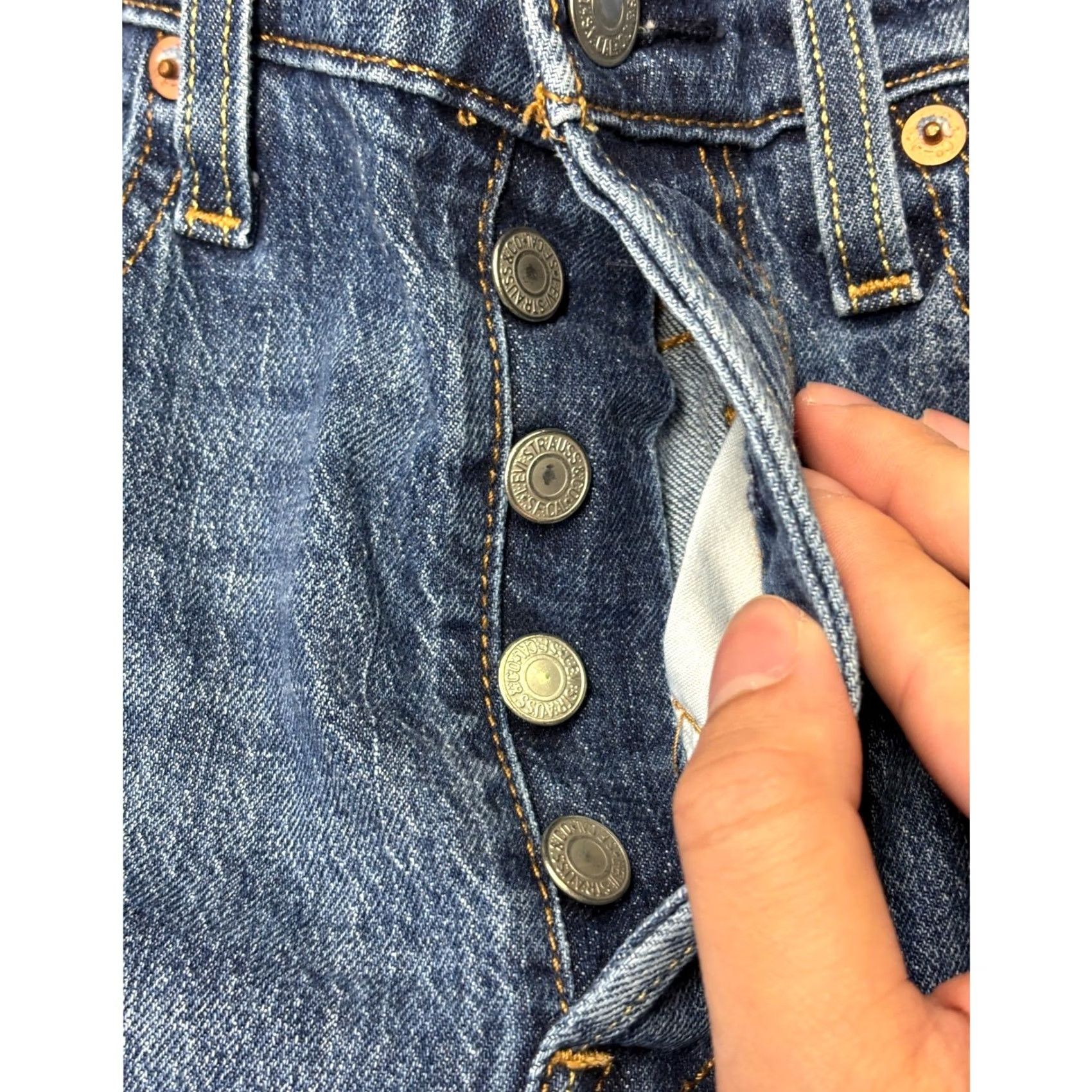 Levi's VINTAGE Levis Premium 501 Original Fit Straight Leg Blue Womens W27 L28 Button Fly Size ONE SIZE - 3 Thumbnail