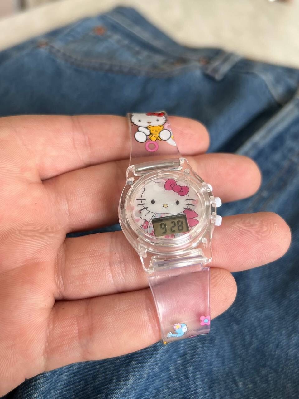 Japanese Brand × Vintage Vintage Japanese style Hello Kitty Watch Futuristic Digital Size ONE SIZE - 3 Thumbnail