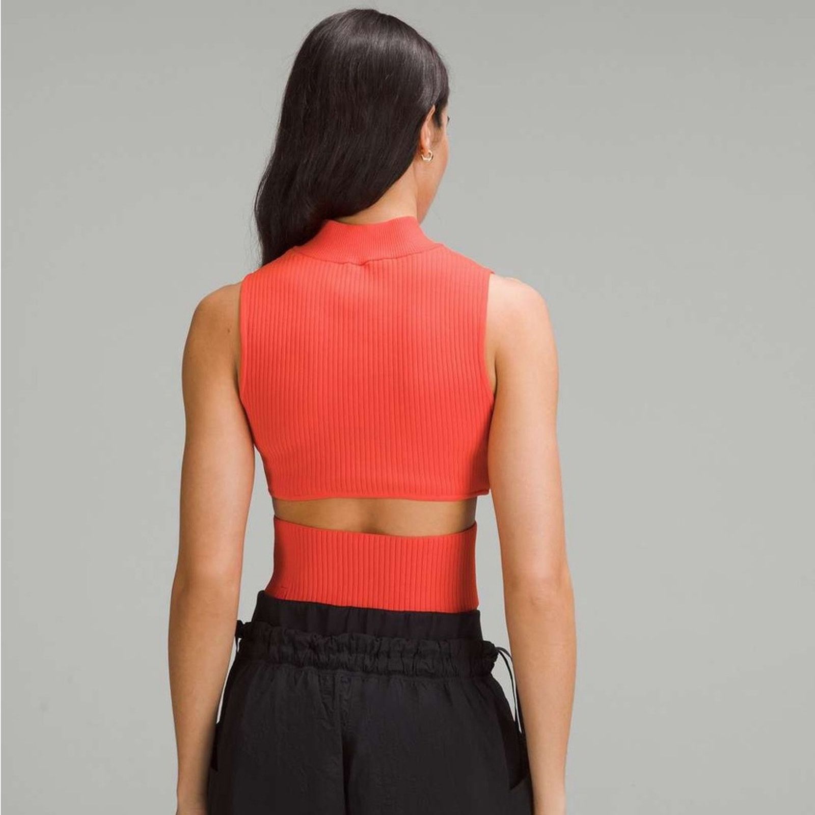 Lululemon NWT Lululemon Open Back Half-Zip Sweater - L Size L / US 10 / IT 46 - 2 Thumbnail