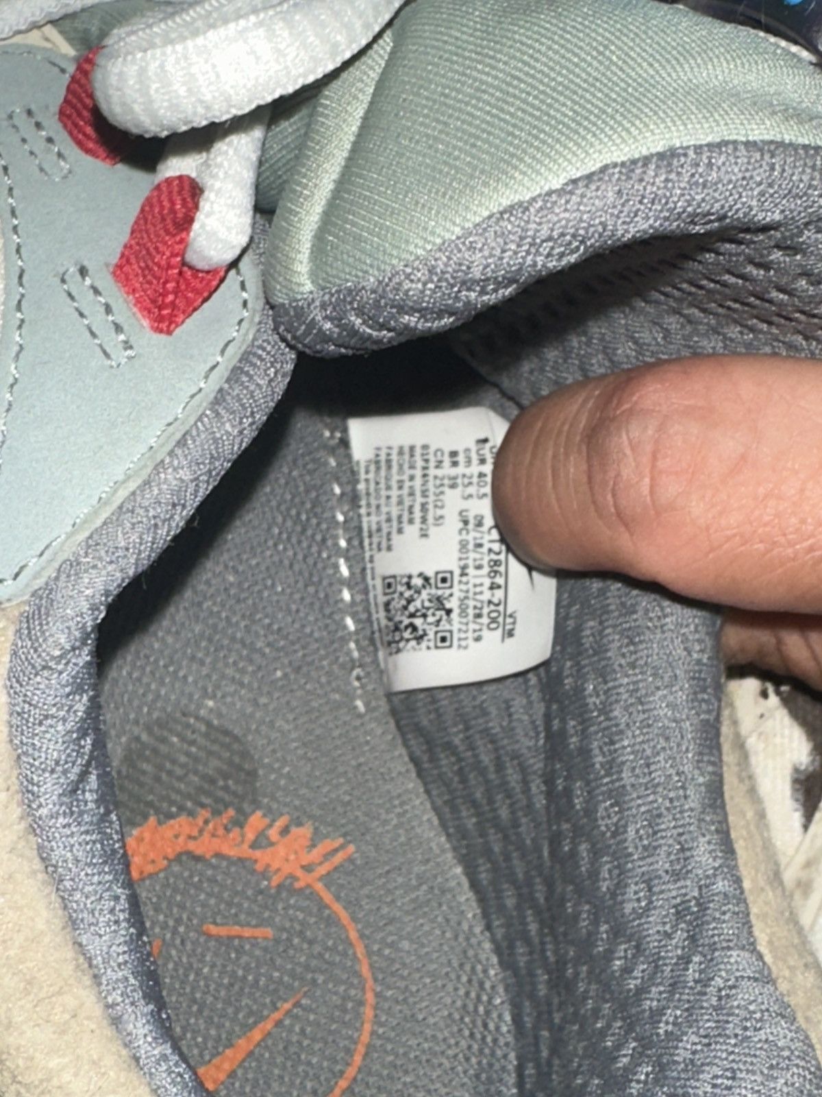 Nike × Travis Scott Travis Scott Air Max 270’s Size US 7.5 / EU 40-41 - 8 Thumbnail