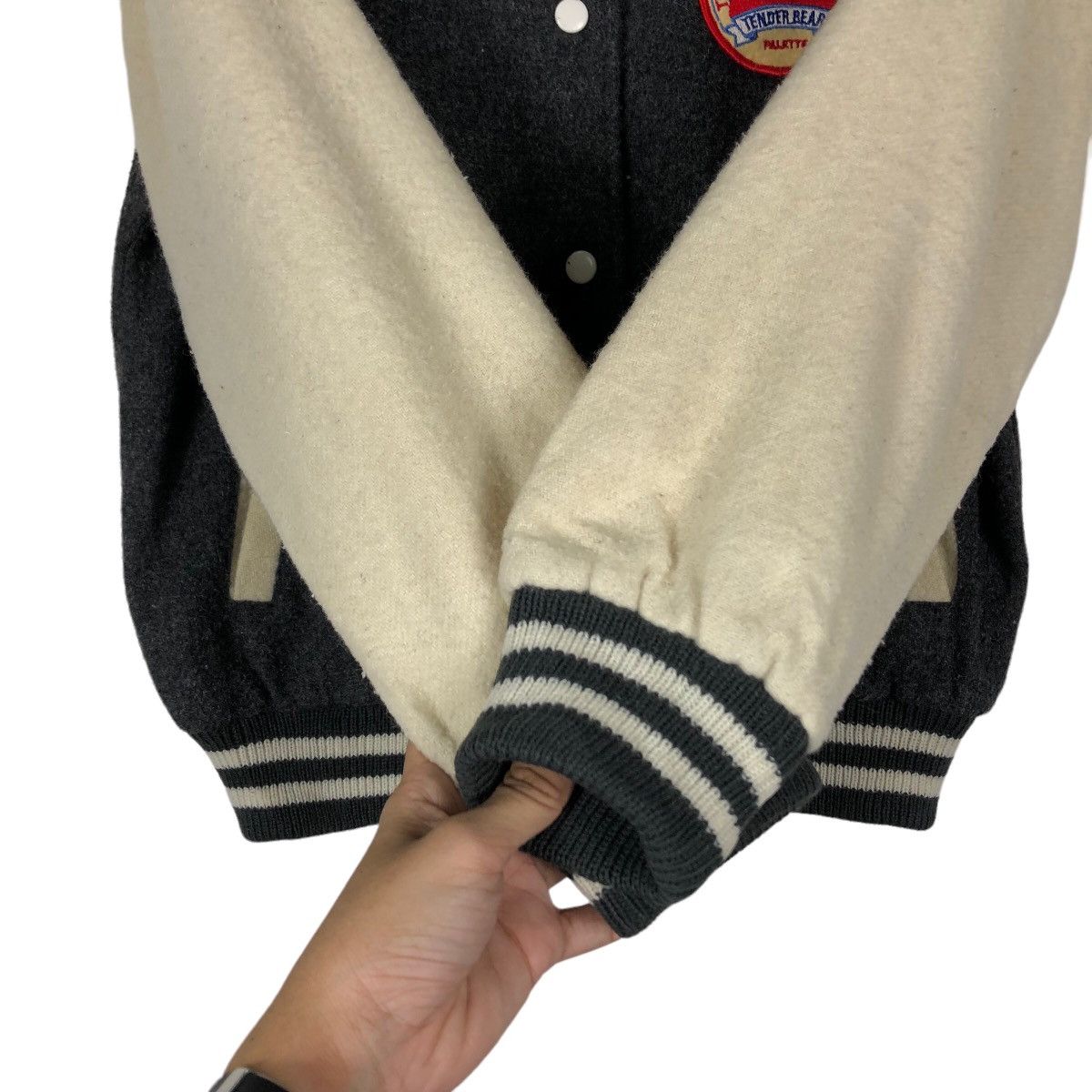 Japanese Brand 🔥Vintage Wool Varsity Jacket Snap Button Big Logo Size US S / EU 44-46 / 1 - 15 Thumbnail