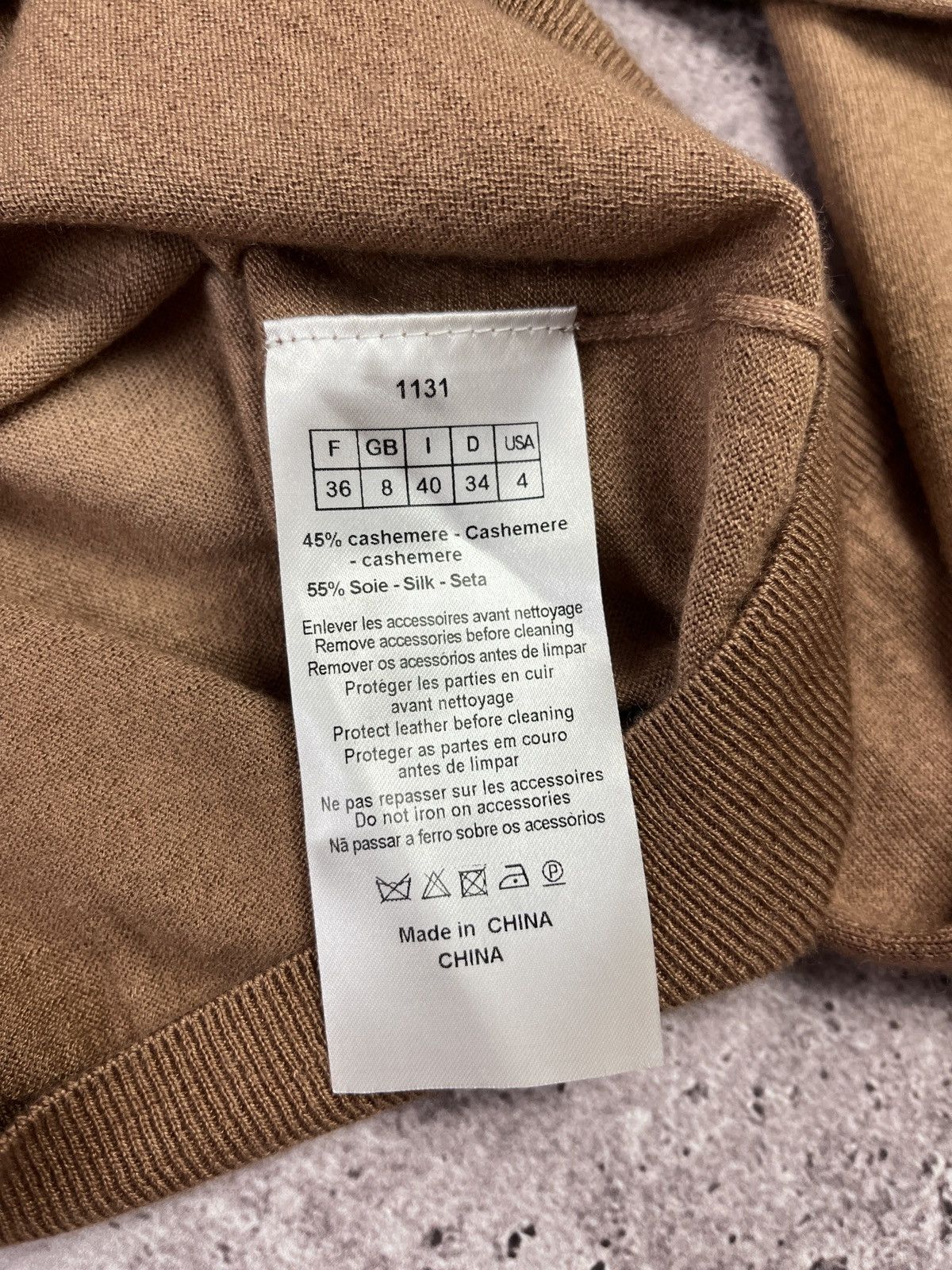 Dior Christian Dior CashmereSilk Sweater GradientBeigeBrownCDLogo Size XS / US 0-2 / IT 36-38 - 7 Thumbnail