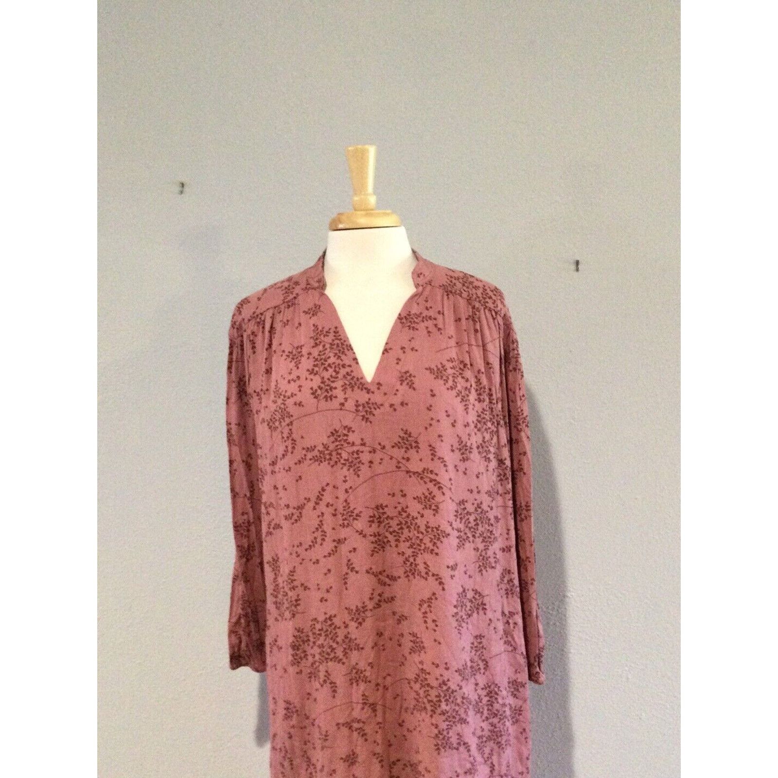 Vintage A.N.A. V-Neck Mauve Floral Long Sleeve Shift Dress Sz Small Size S / US 4 / IT 40 - 2 Thumbnail