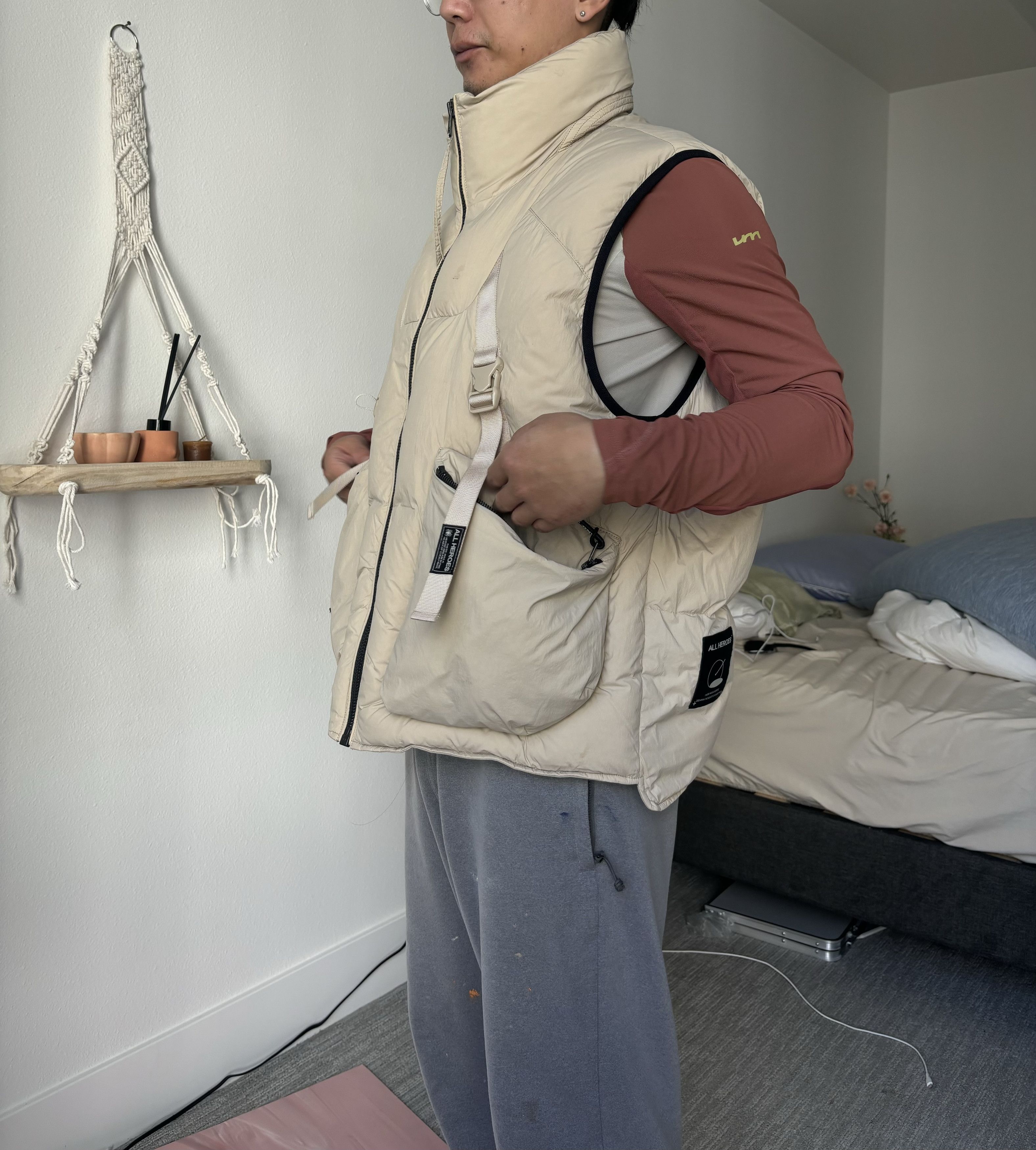 Designer Designer Brand Khaki Puffer Vest Size US M / EU 48-50 / 2 - 8 Thumbnail