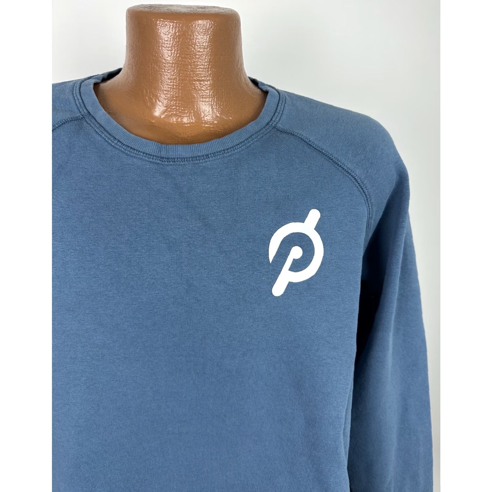 Vintage Peloton Sweatshirt Mens L Blue Raglan Crewneck Logo Spellout Cotton Blend Workout Shirt Size US L / EU 52-54 / 3 - 3 Thumbnail